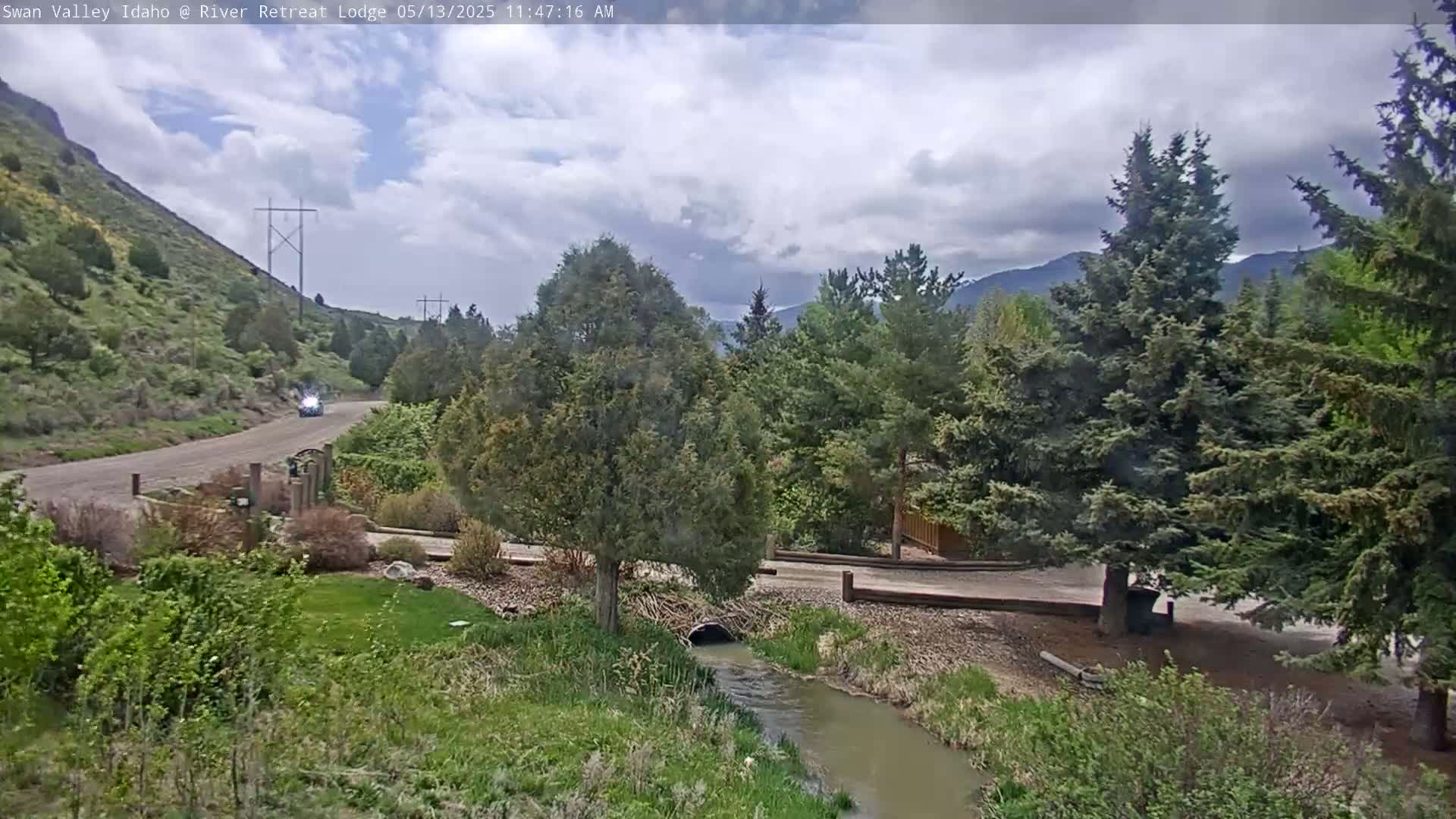 Swan Valley , River Retreat Lodge Live Cam - Irwin, Bonneville, Idaho, USA