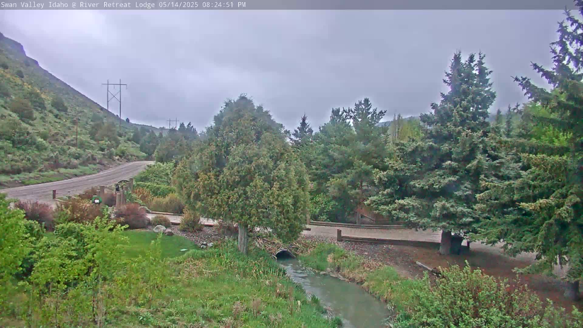 Swan Valley , River Retreat Lodge Live Cam - Irwin, Bonneville, Idaho, USA