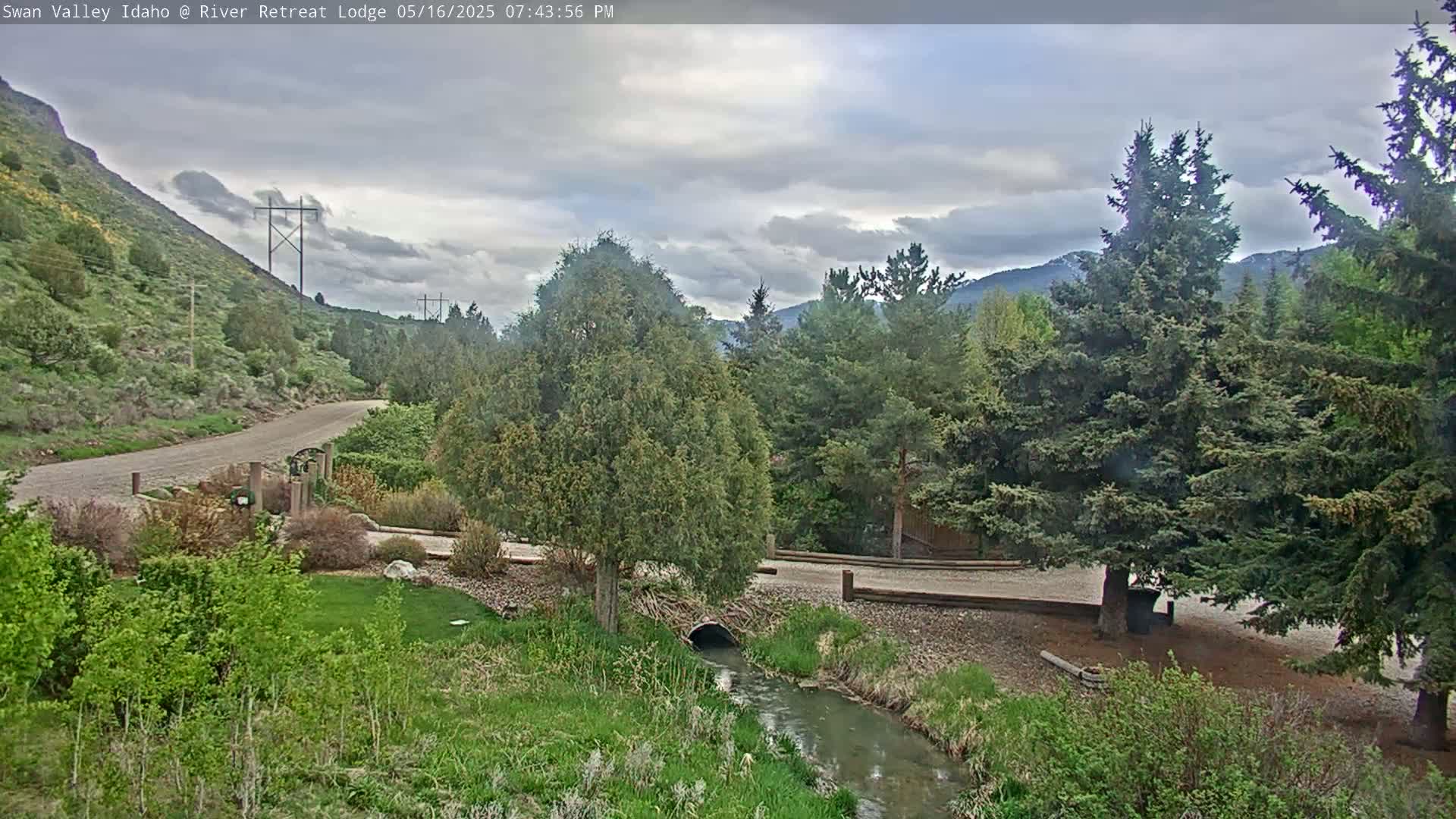 Swan Valley , River Retreat Lodge Live Cam - Irwin, Bonneville, Idaho, USA
