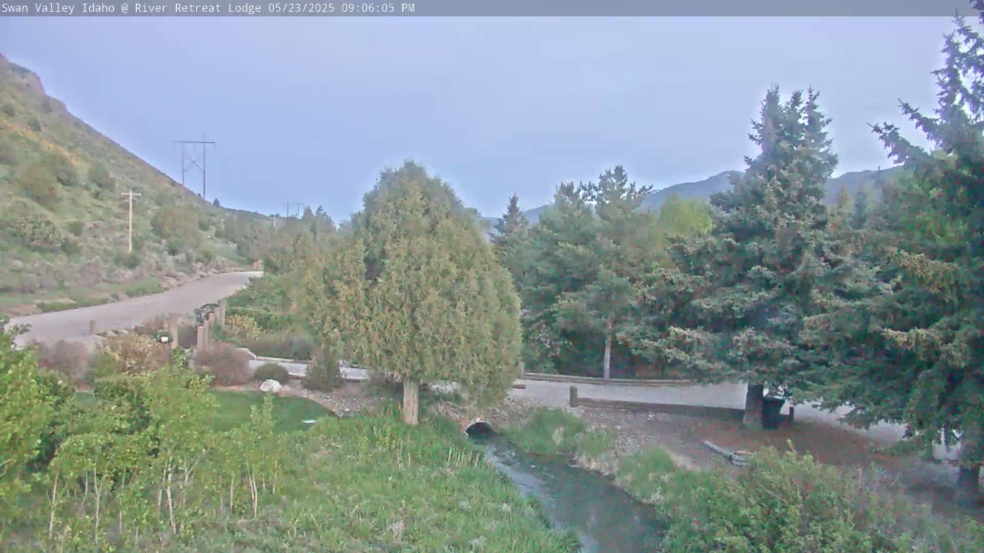 Swan Valley , River Retreat Lodge Live Cam - Irwin, Bonneville, Idaho, USA