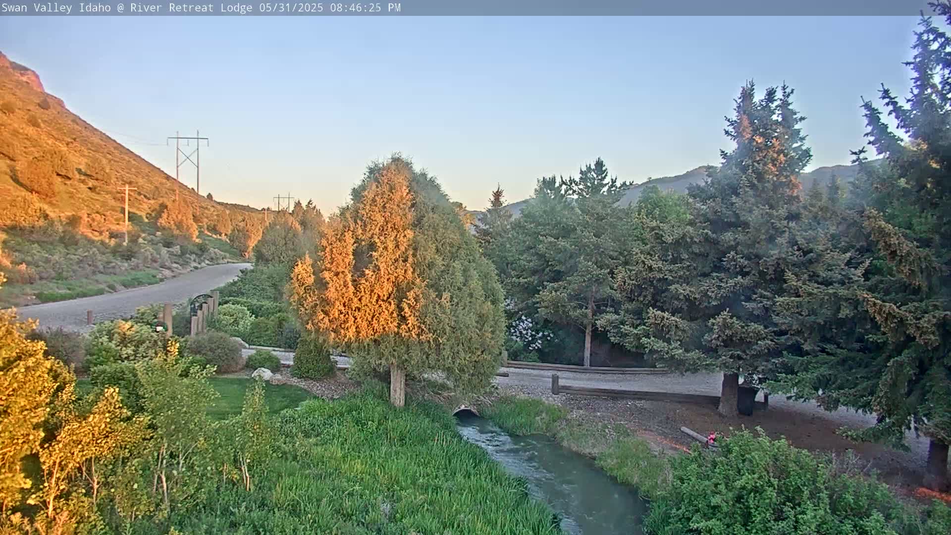 Swan Valley , River Retreat Lodge Live Cam - Irwin, Bonneville, Idaho, USA