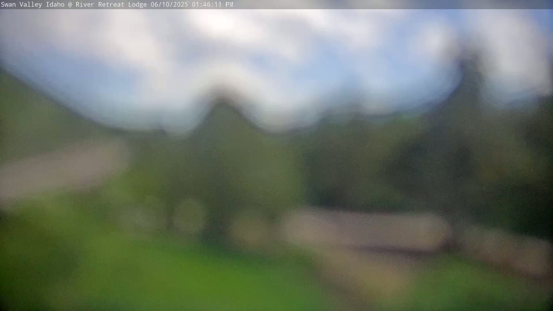 Swan Valley , River Retreat Lodge Live Cam - Irwin, Bonneville, Idaho, USA