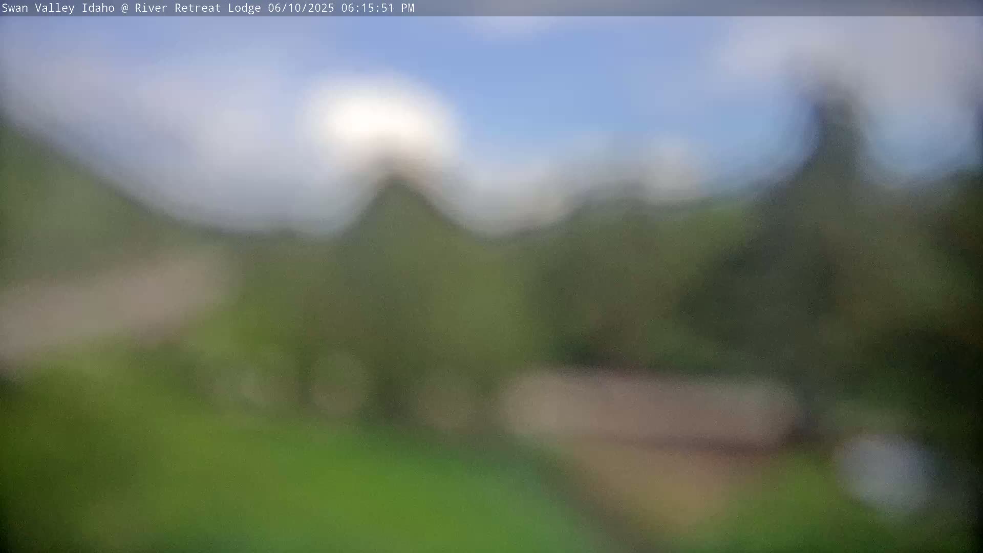 Swan Valley , River Retreat Lodge Live Cam - Irwin, Bonneville, Idaho, USA