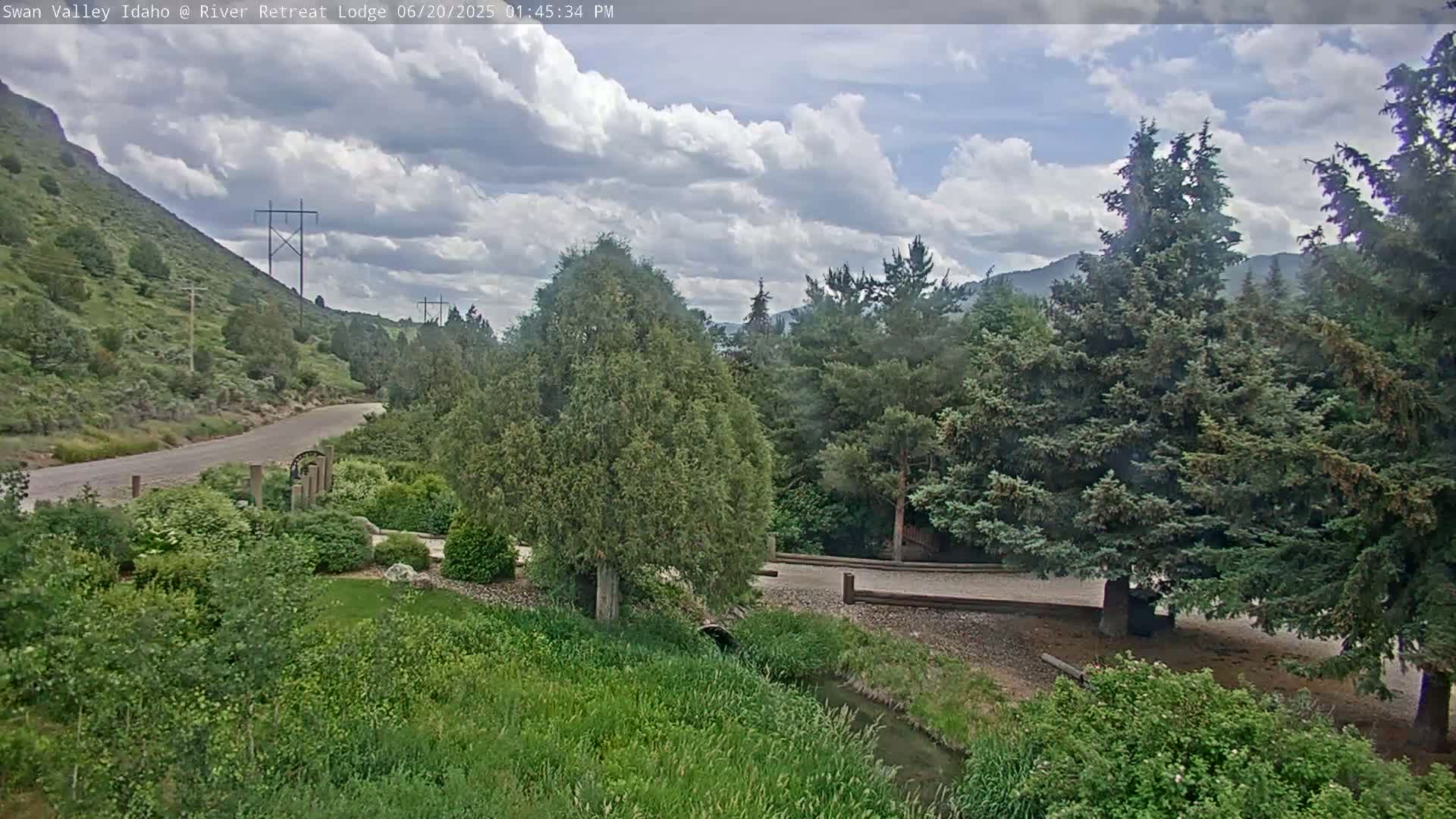Swan Valley , River Retreat Lodge Live Cam - Irwin, Bonneville, Idaho, USA