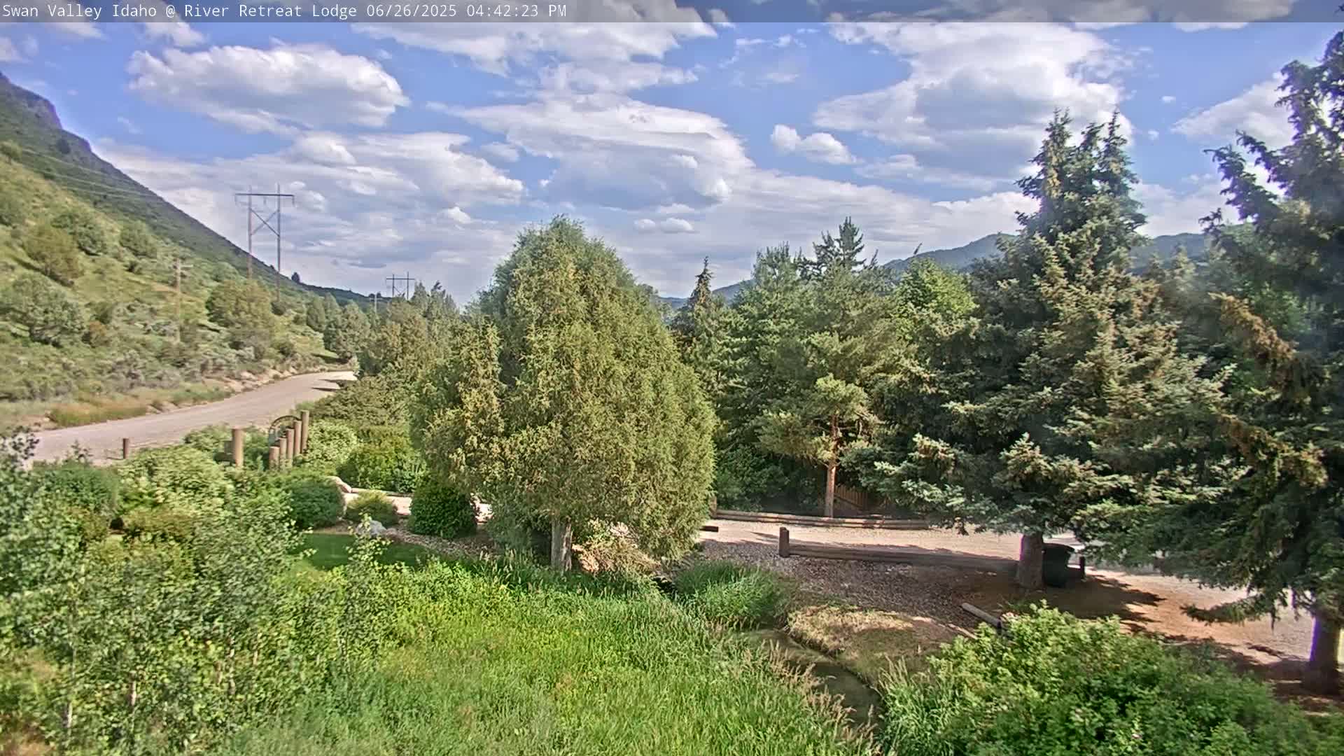 Swan Valley , River Retreat Lodge Live Cam - Irwin, Bonneville, Idaho, USA
