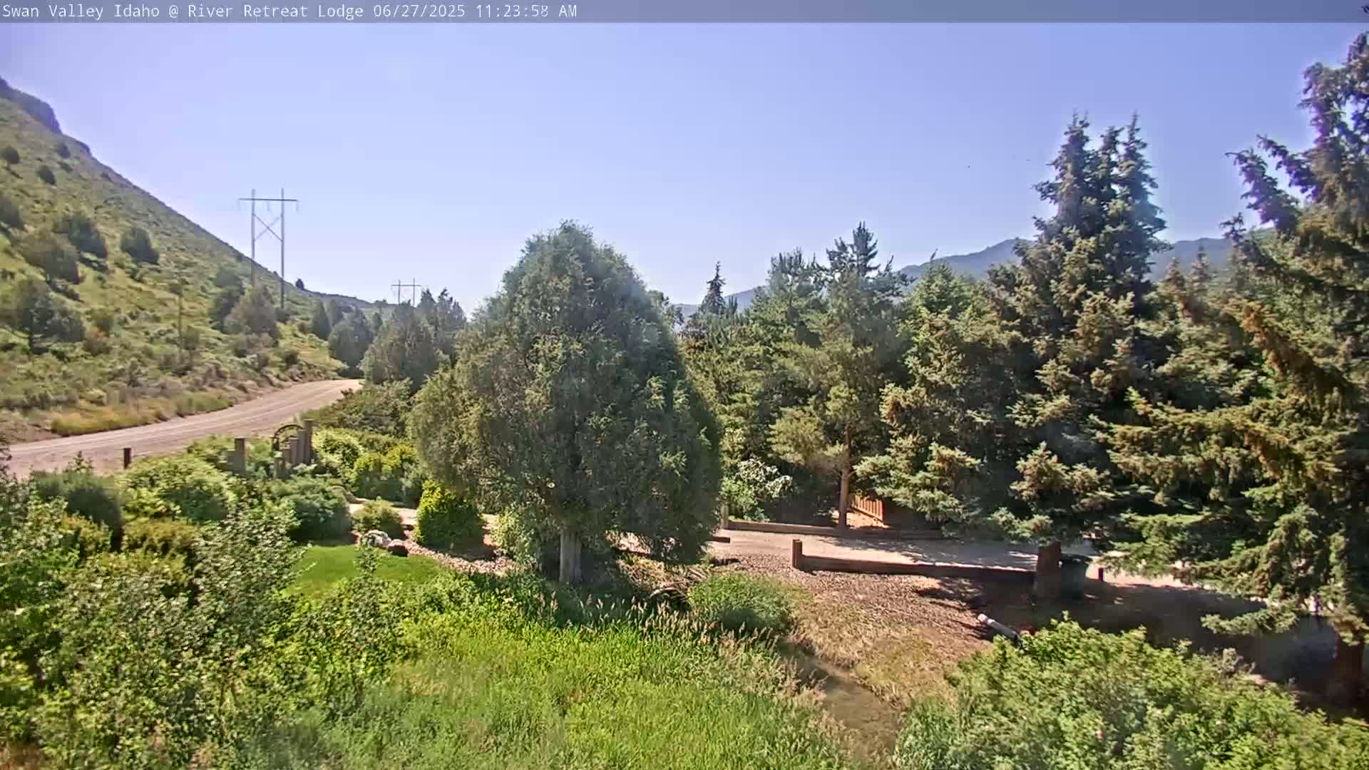 Swan Valley , River Retreat Lodge Live Cam - Irwin, Bonneville, Idaho, USA