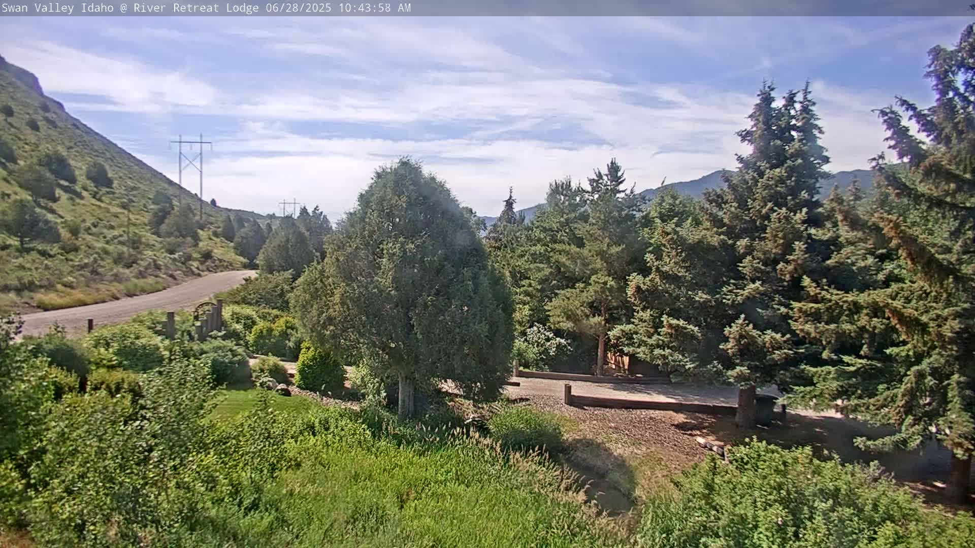 Swan Valley , River Retreat Lodge Live Cam - Irwin, Bonneville, Idaho, USA