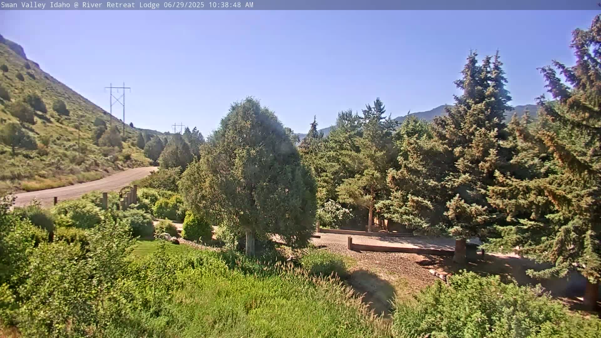 Swan Valley , River Retreat Lodge Live Cam - Irwin, Bonneville, Idaho, USA