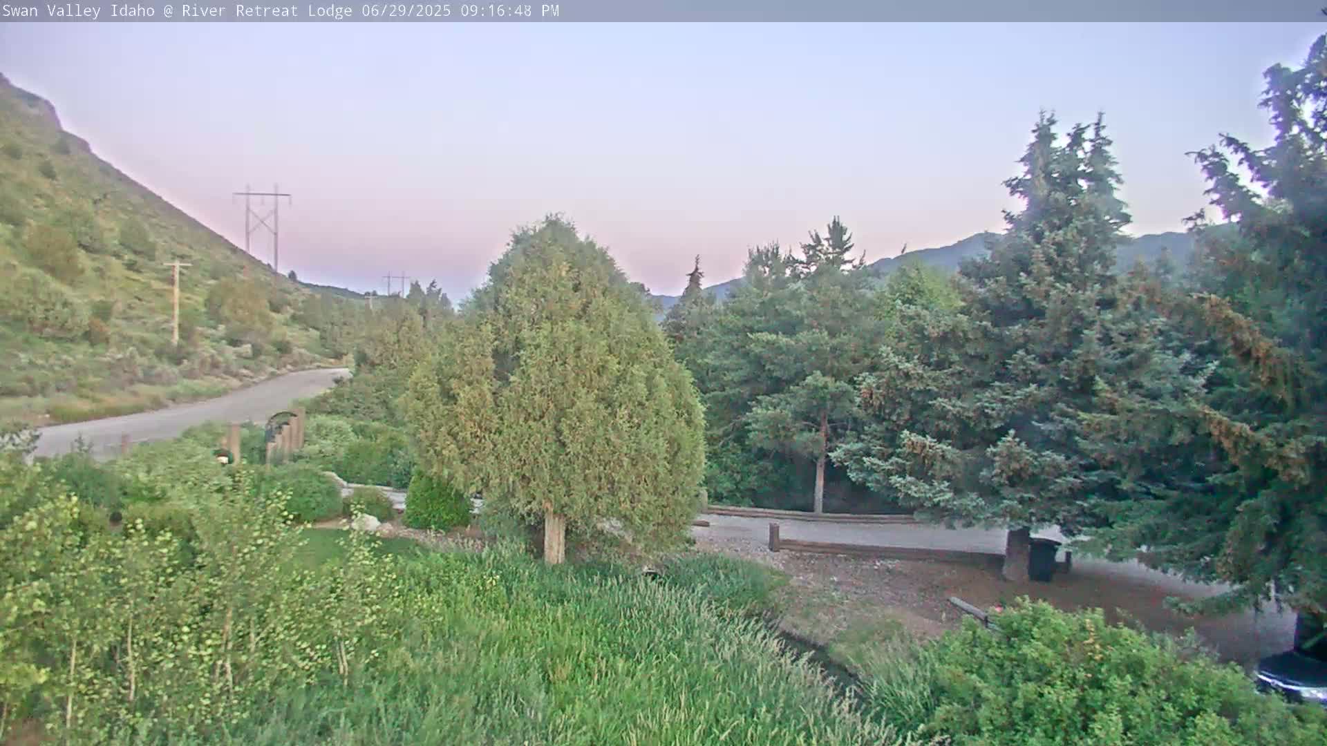 Swan Valley , River Retreat Lodge Live Cam - Irwin, Bonneville, Idaho, USA