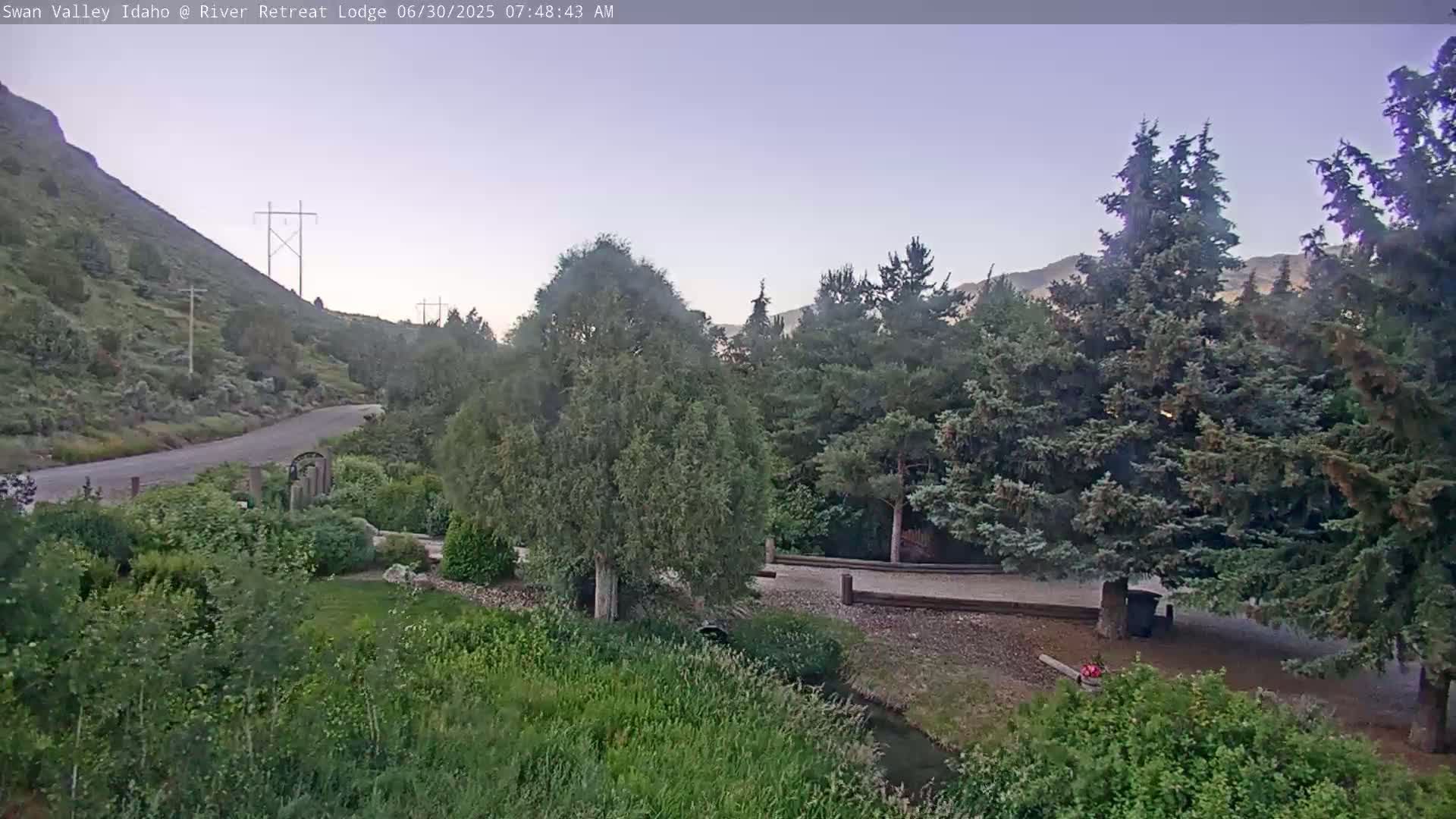 Swan Valley , River Retreat Lodge Live Cam - Irwin, Bonneville, Idaho, USA