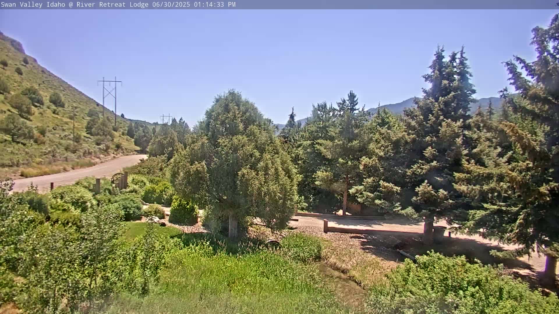 Swan Valley , River Retreat Lodge Live Cam - Irwin, Bonneville, Idaho, USA