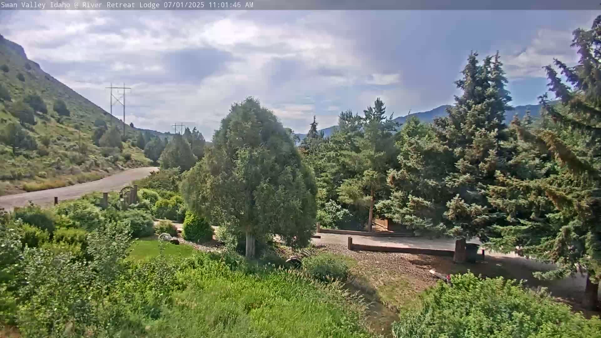 Swan Valley , River Retreat Lodge Live Cam - Irwin, Bonneville, Idaho, USA