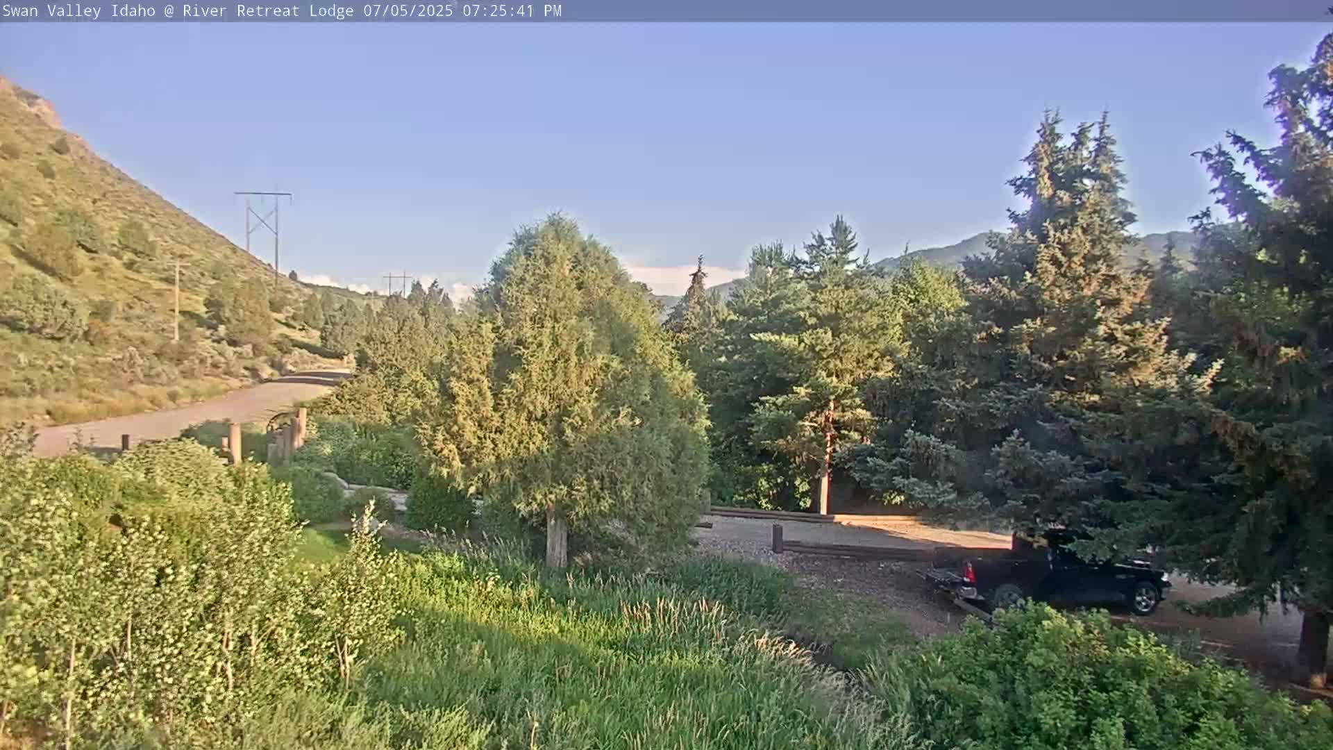Swan Valley , River Retreat Lodge Live Cam - Irwin, Bonneville, Idaho, USA