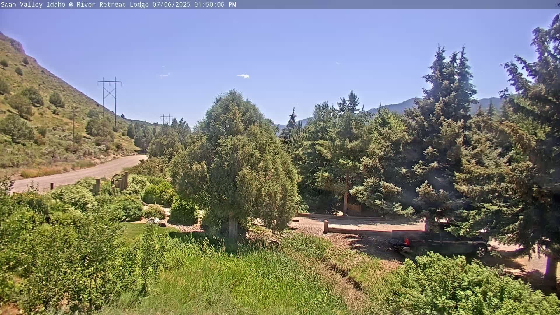 Swan Valley , River Retreat Lodge Live Cam - Irwin, Bonneville, Idaho, USA