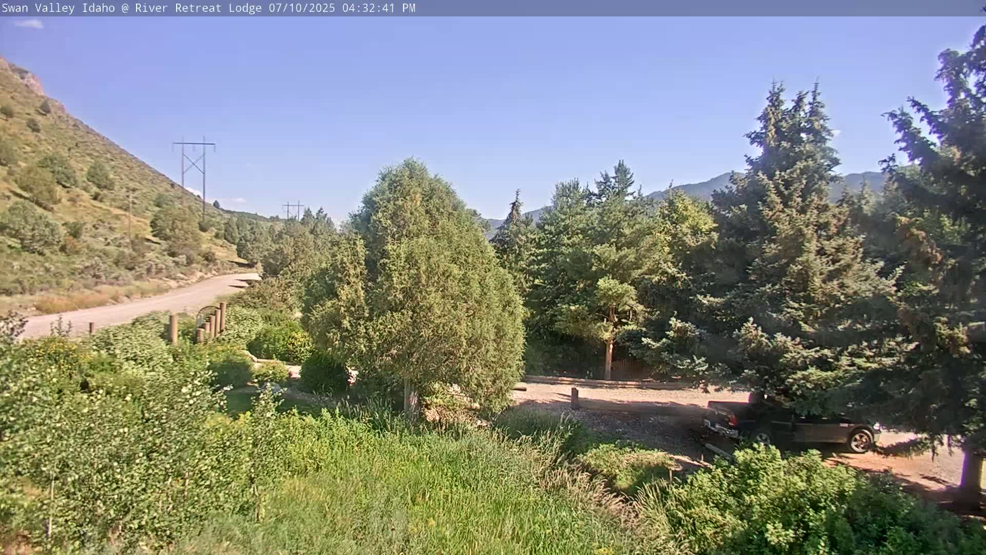 Swan Valley , River Retreat Lodge Live Cam - Irwin, Bonneville, Idaho, USA