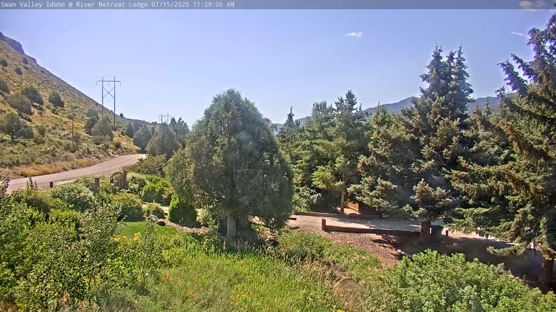 Swan Valley , River Retreat Lodge Live Cam - Irwin, Bonneville, Idaho, USA
