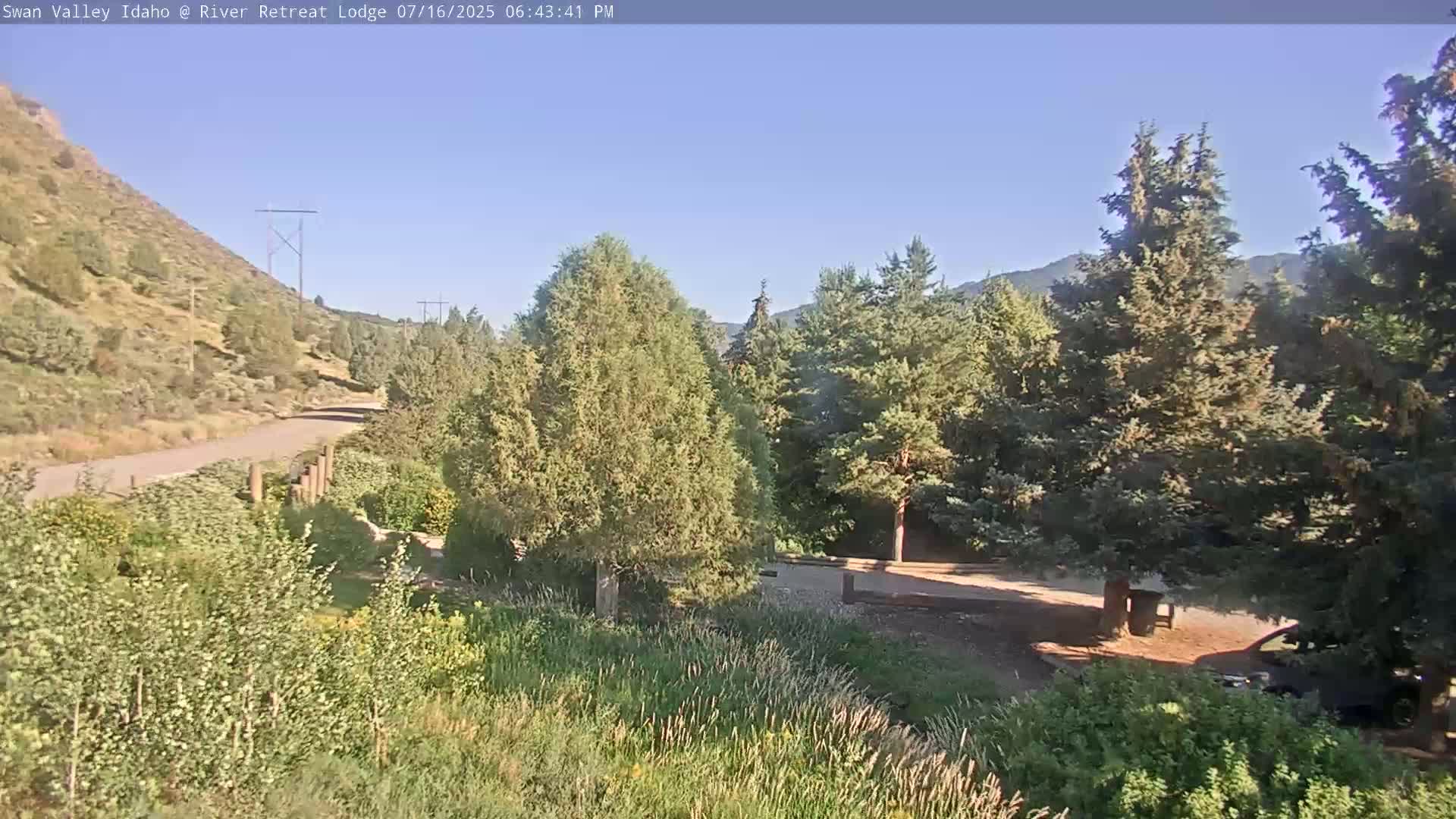 Swan Valley , River Retreat Lodge Live Cam - Irwin, Bonneville, Idaho, USA