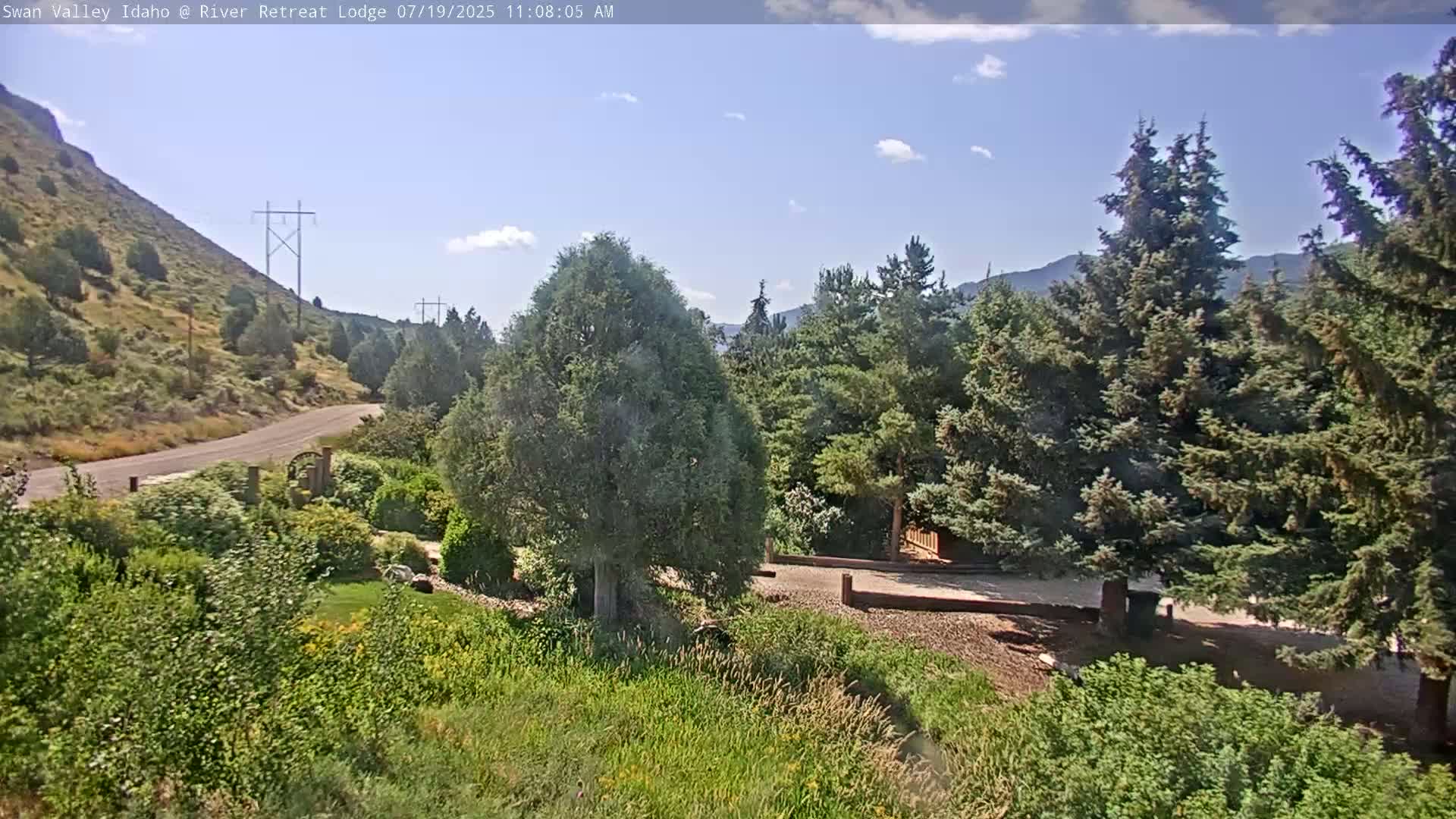 Swan Valley , River Retreat Lodge Live Cam - Irwin, Bonneville, Idaho, USA