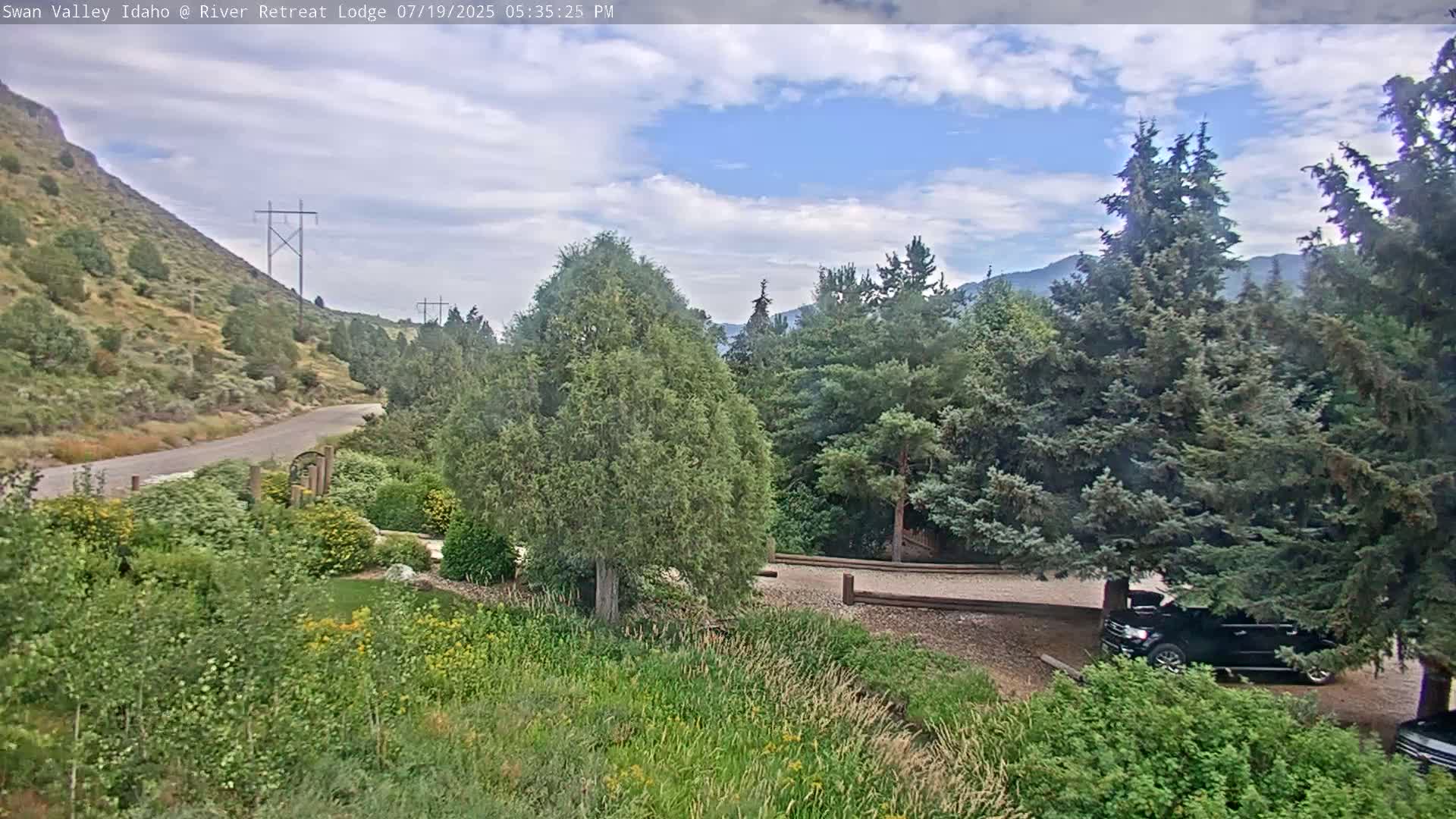 Swan Valley , River Retreat Lodge Live Cam - Irwin, Bonneville, Idaho, USA