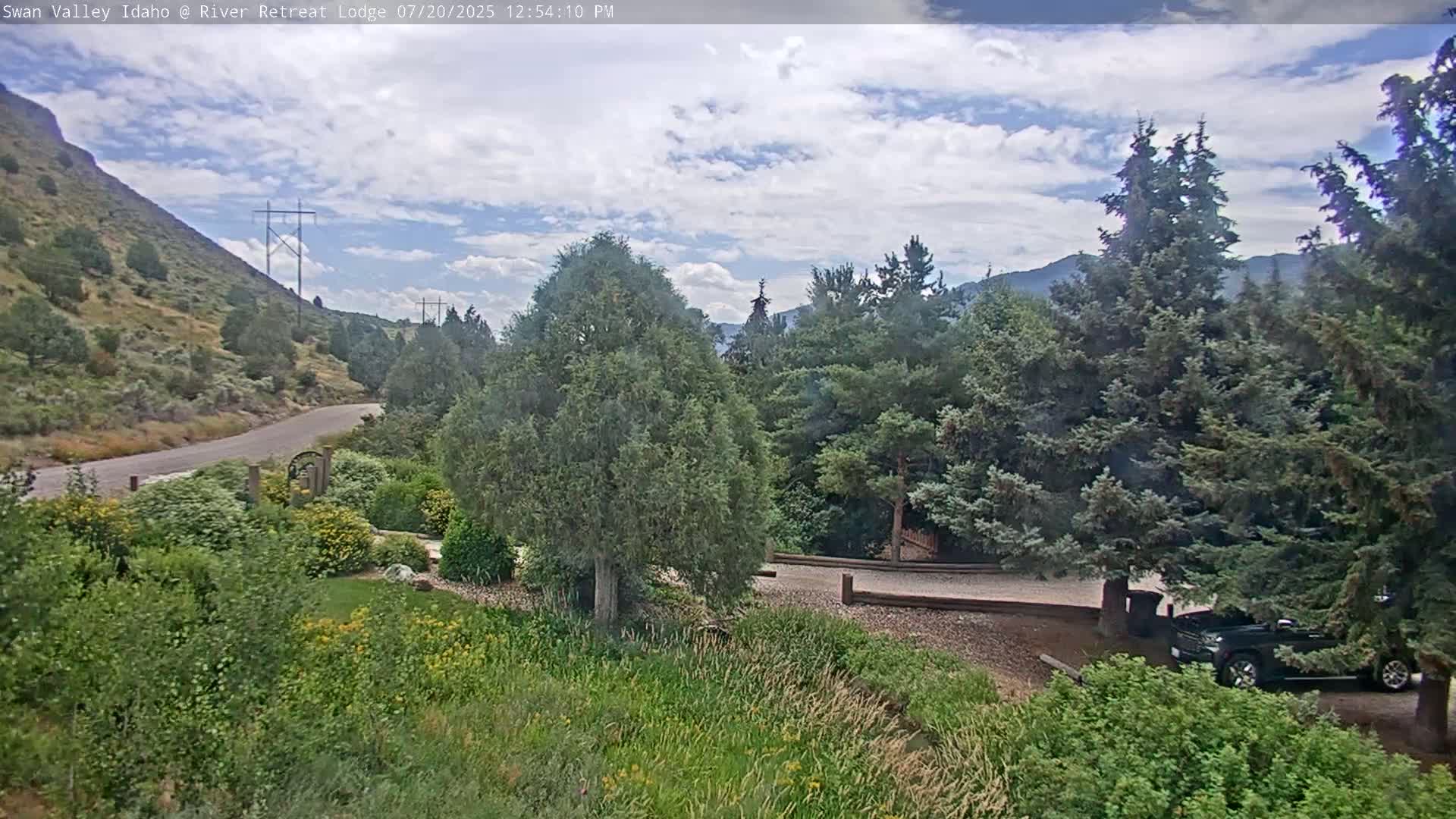 Swan Valley , River Retreat Lodge Live Cam - Irwin, Bonneville, Idaho, USA