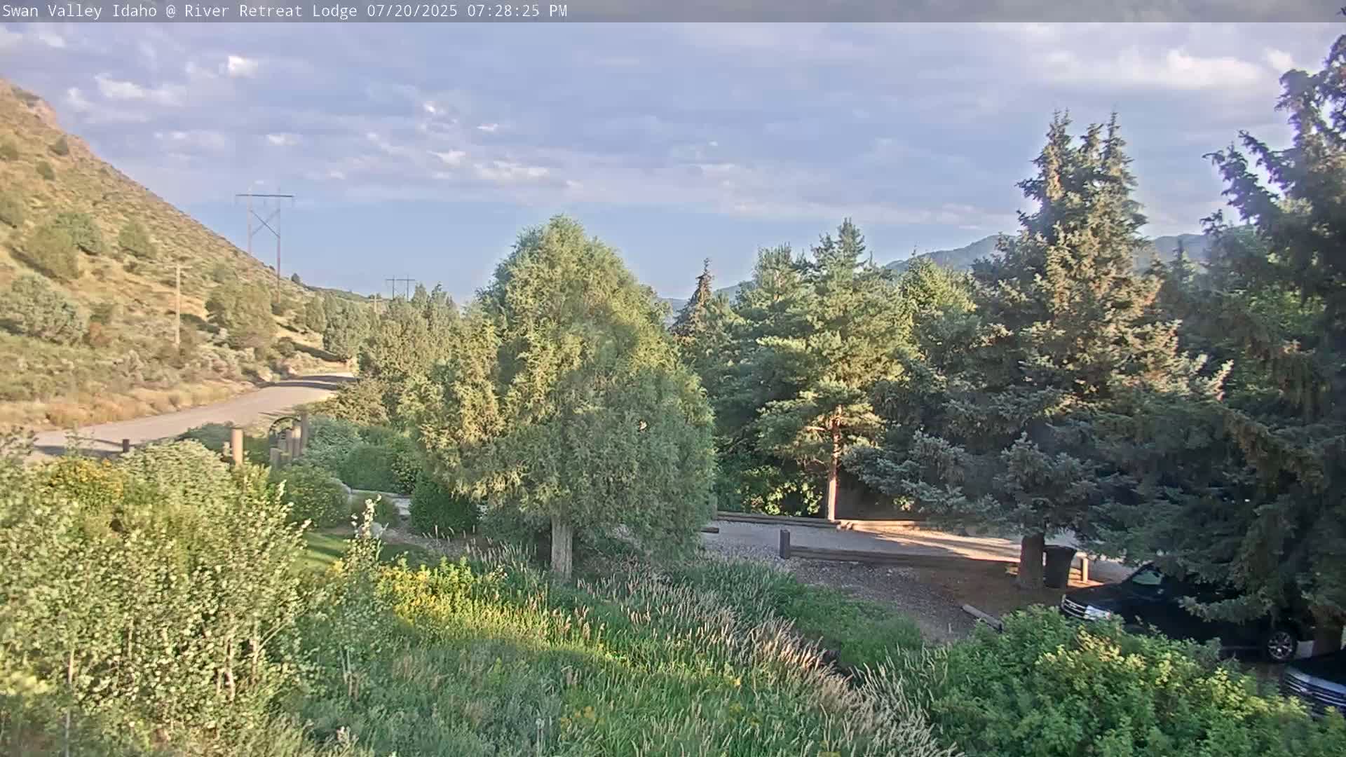 Swan Valley , River Retreat Lodge Live Cam - Irwin, Bonneville, Idaho, USA