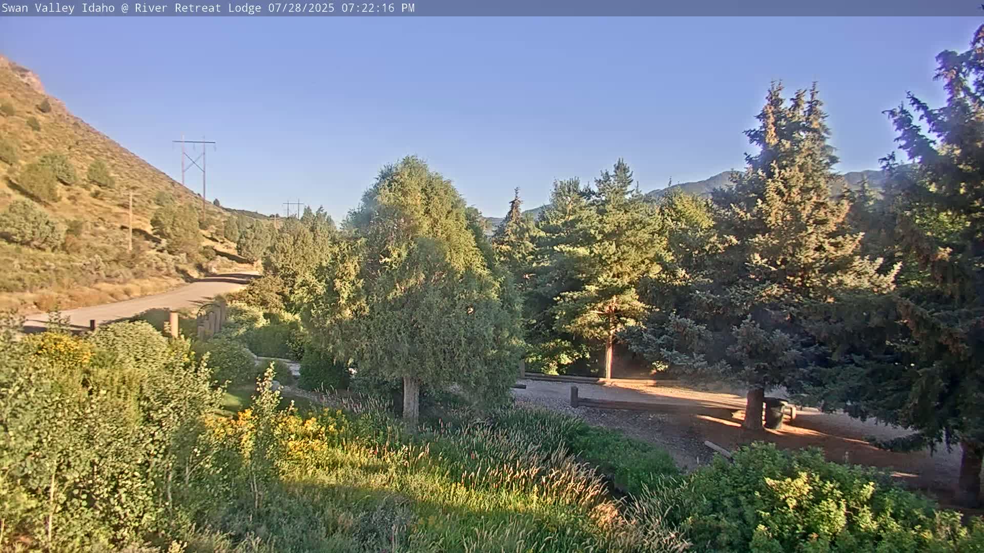 Swan Valley , River Retreat Lodge Live Cam - Irwin, Bonneville, Idaho, USA