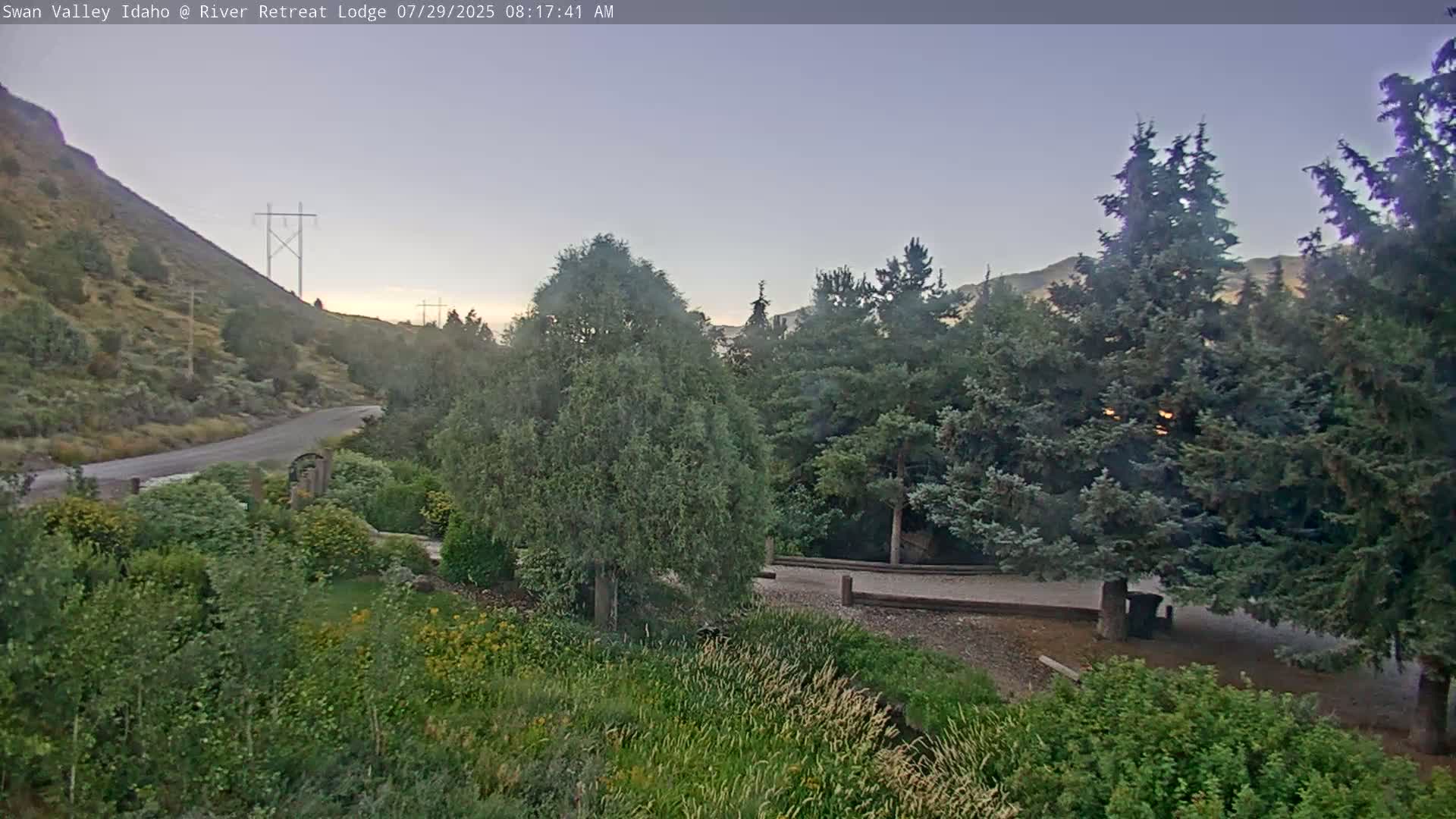 Swan Valley , River Retreat Lodge Live Cam - Irwin, Bonneville, Idaho, USA
