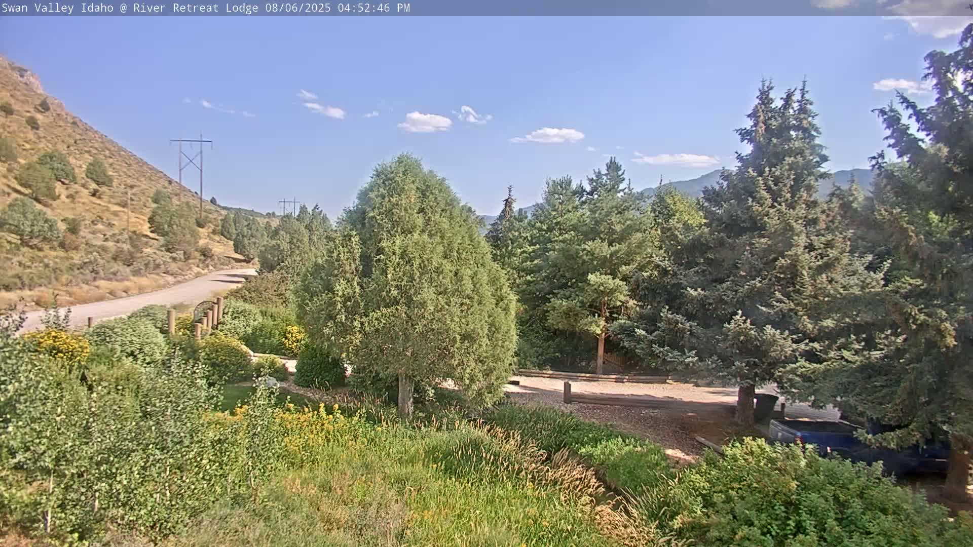 Swan Valley , River Retreat Lodge Live Cam - Irwin, Bonneville, Idaho, USA
