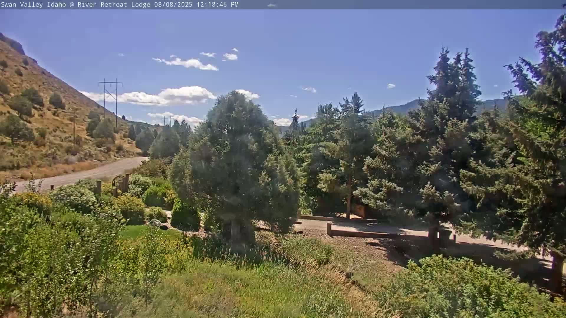 Swan Valley , River Retreat Lodge Live Cam - Irwin, Bonneville, Idaho, USA