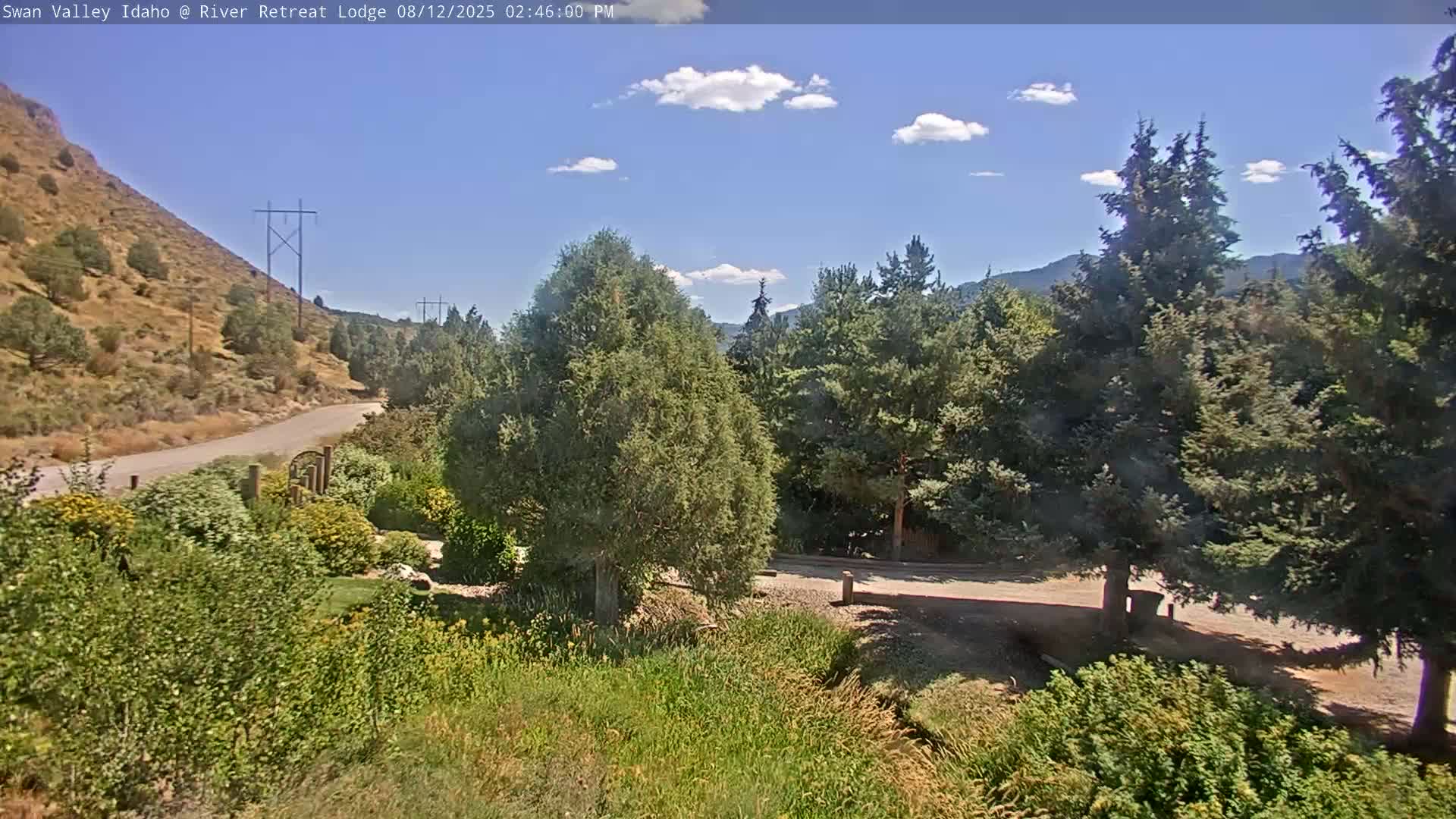 Swan Valley , River Retreat Lodge Live Cam - Irwin, Bonneville, Idaho, USA