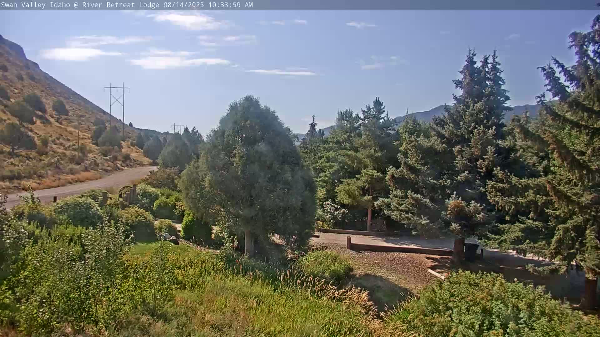 Swan Valley , River Retreat Lodge Live Cam - Irwin, Bonneville, Idaho, USA