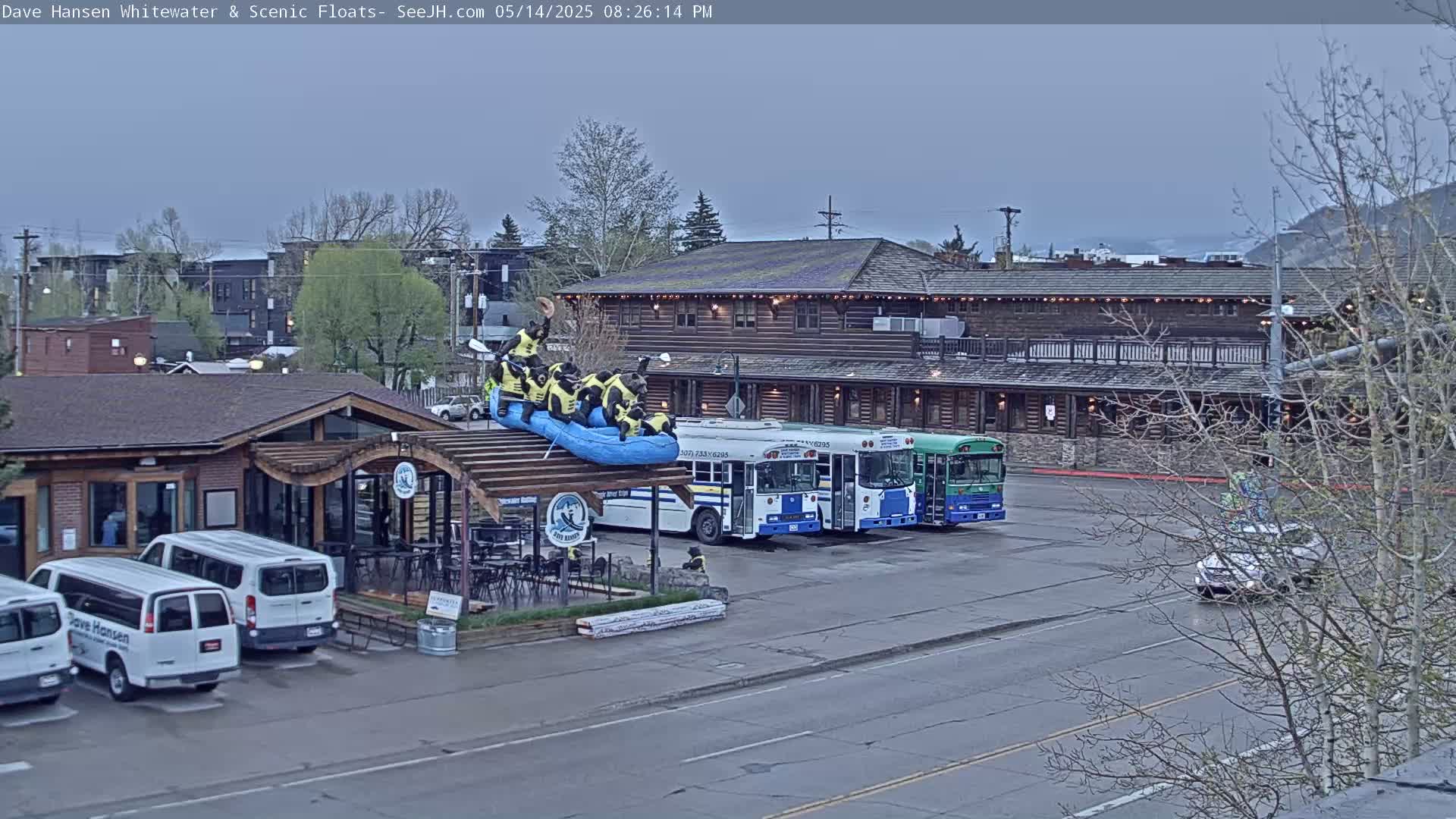Jackson Hole, Jackson Broadway Avenue & S. Millward St. Junction Live Cam - Jackson, Teton, Wyoming, USA