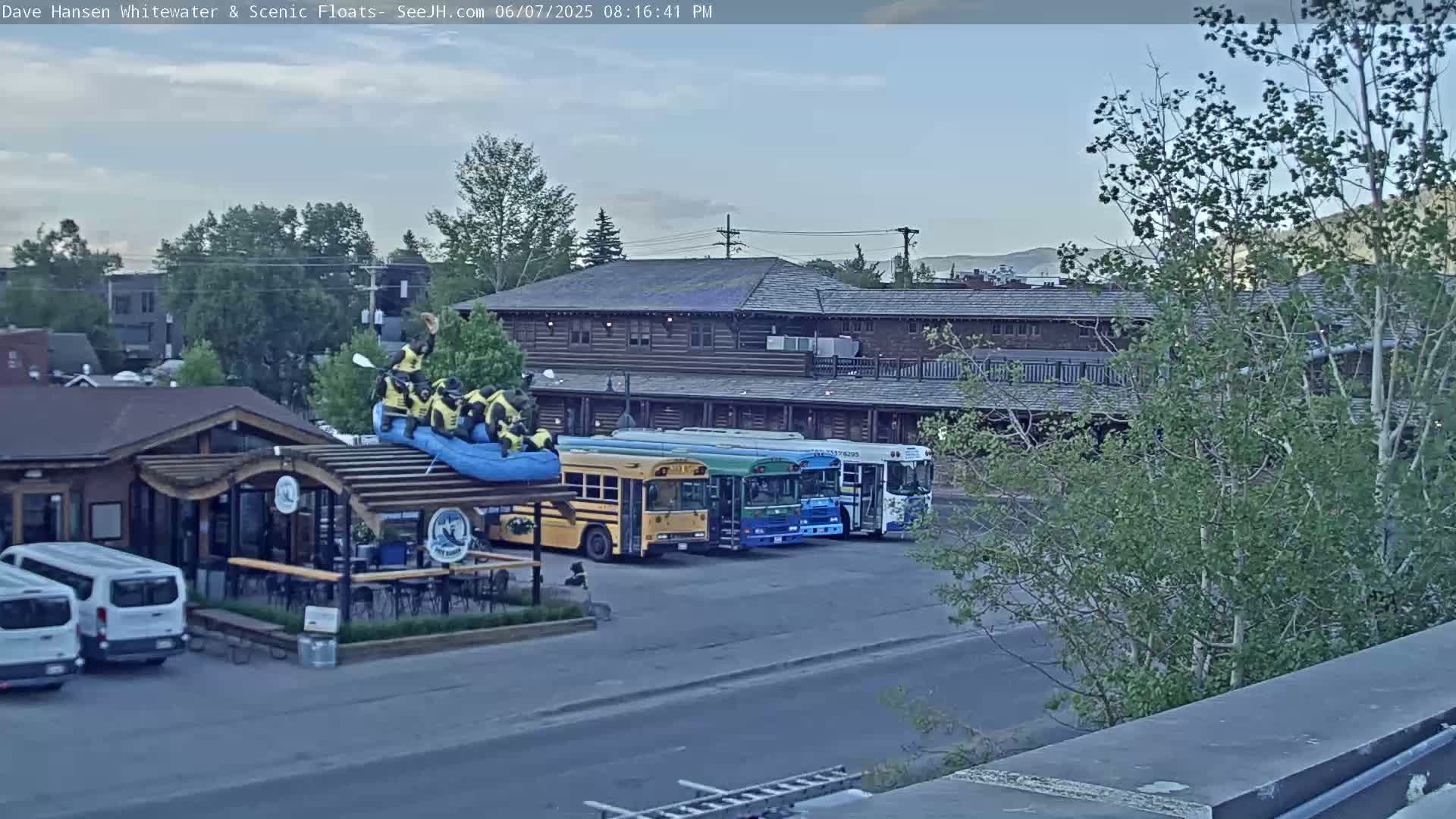 Jackson Hole, Jackson Broadway Avenue & S. Millward St. Junction Live Cam - Jackson, Teton, Wyoming, USA