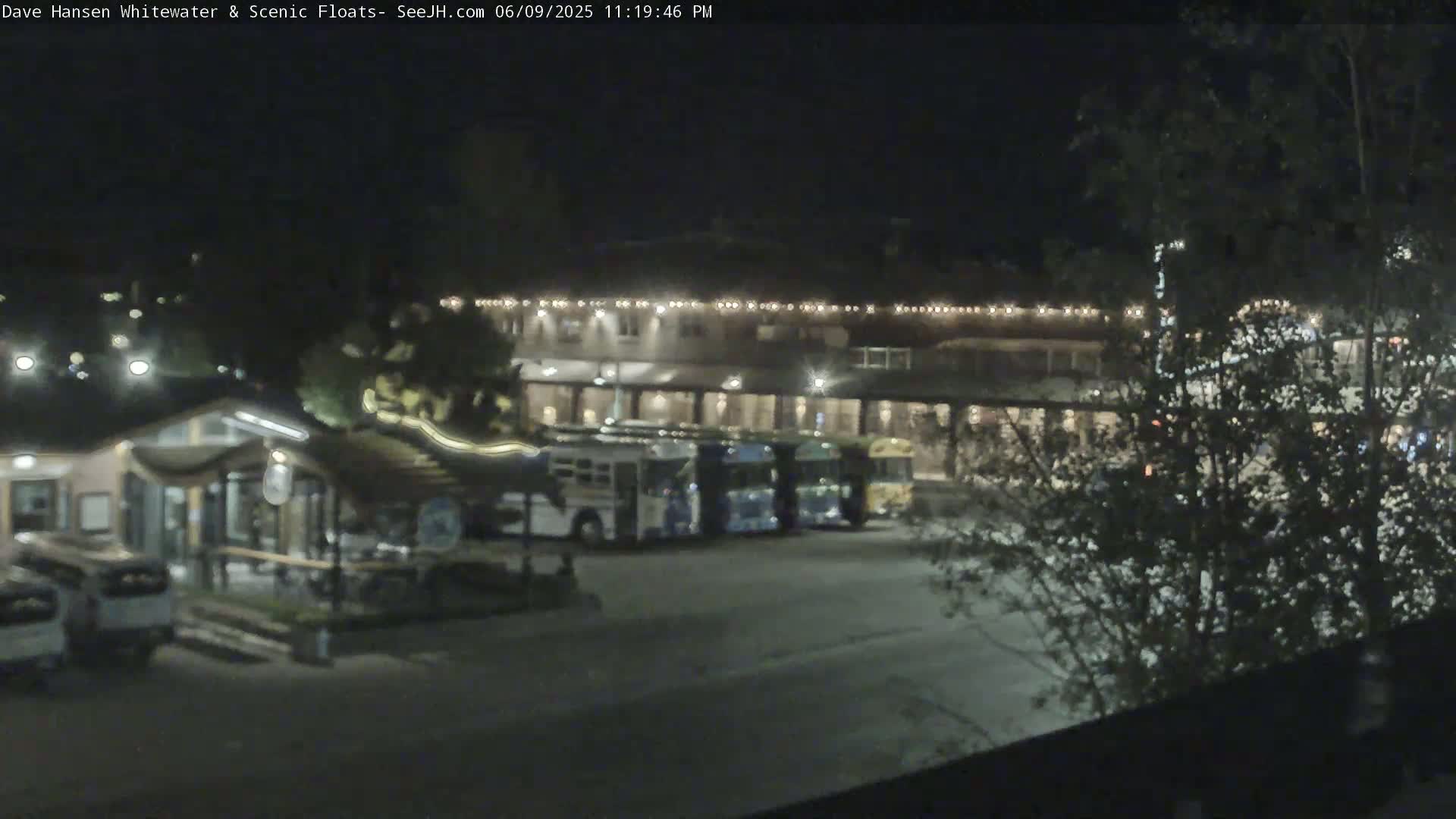 Jackson Hole, Jackson Broadway Avenue & S. Millward St. Junction Live Cam - Jackson, Teton, Wyoming, USA