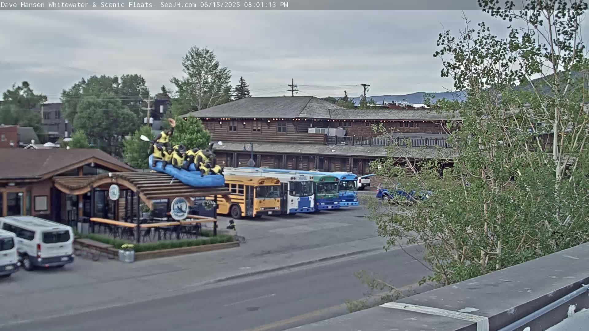 Jackson Hole, Jackson Broadway Avenue & S. Millward St. Junction Live Cam - Jackson, Teton, Wyoming, USA