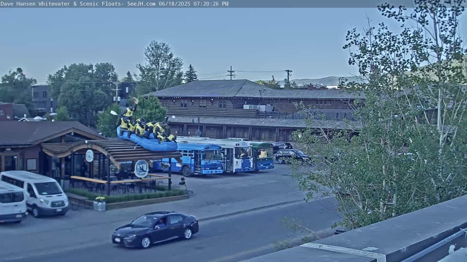 Jackson Hole, Jackson Broadway Avenue & S. Millward St. Junction Live Cam - Jackson, Teton, Wyoming, USA
