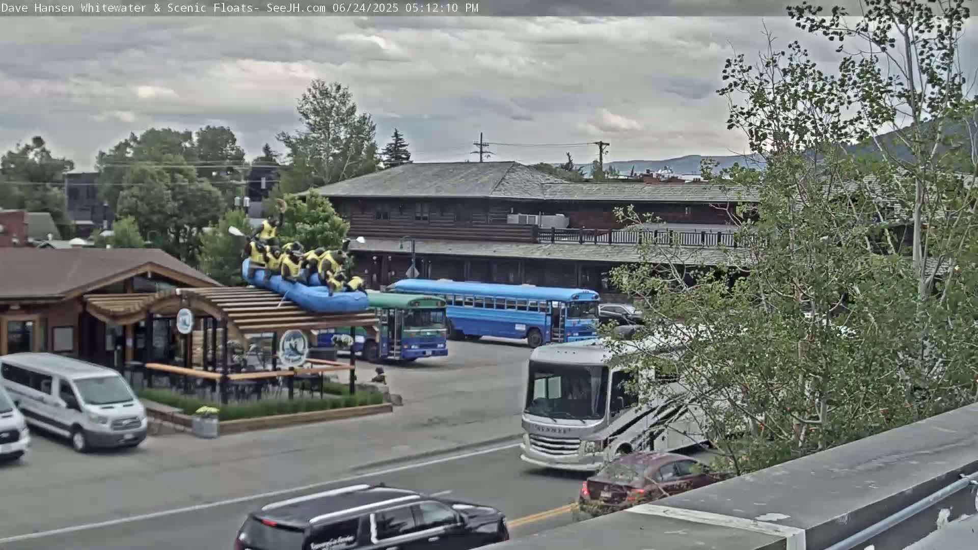 Jackson Hole, Jackson Broadway Avenue & S. Millward St. Junction Live Cam - Jackson, Teton, Wyoming, USA