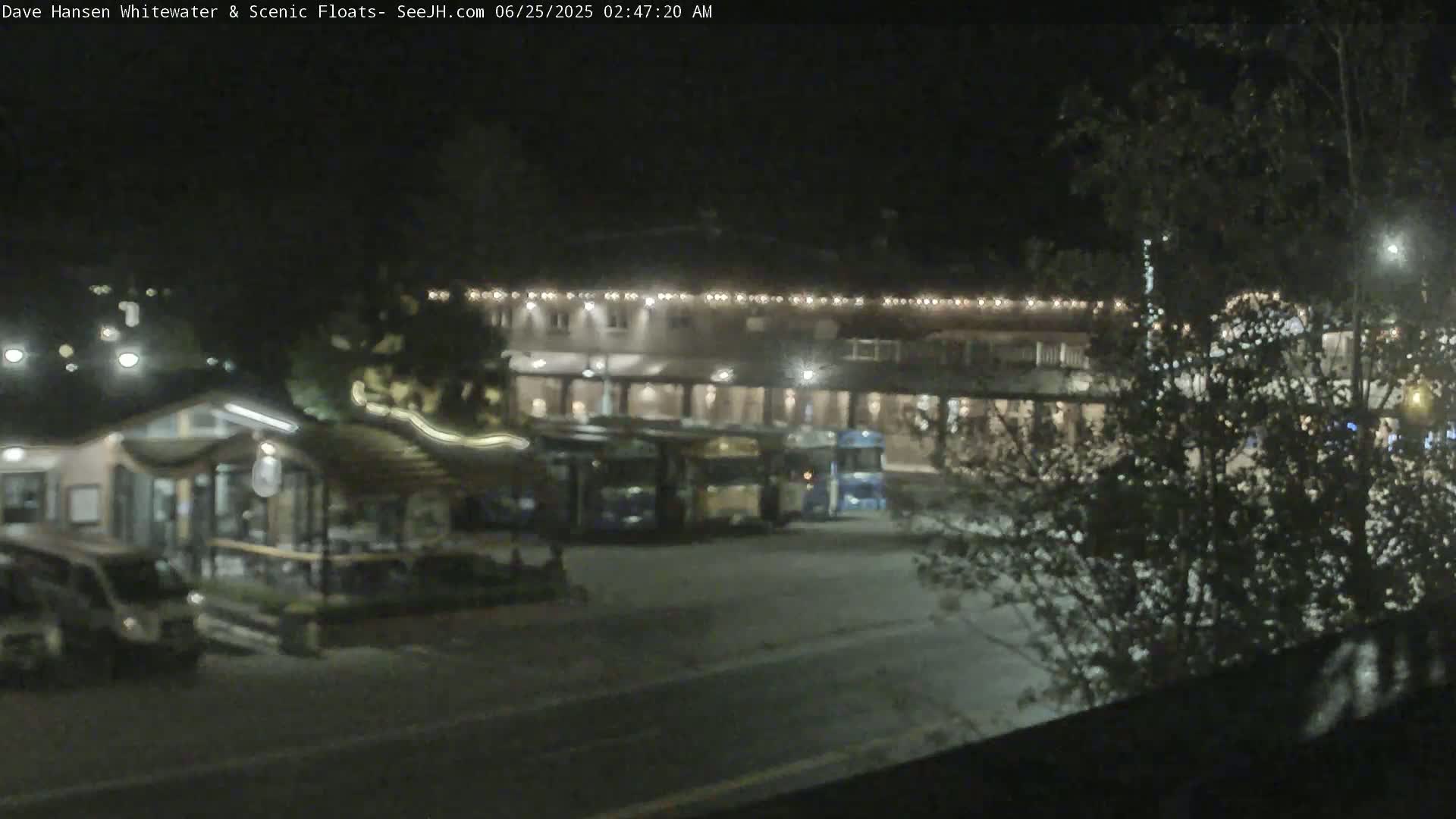 Jackson Hole, Jackson Broadway Avenue & S. Millward St. Junction Live Cam - Jackson, Teton, Wyoming, USA