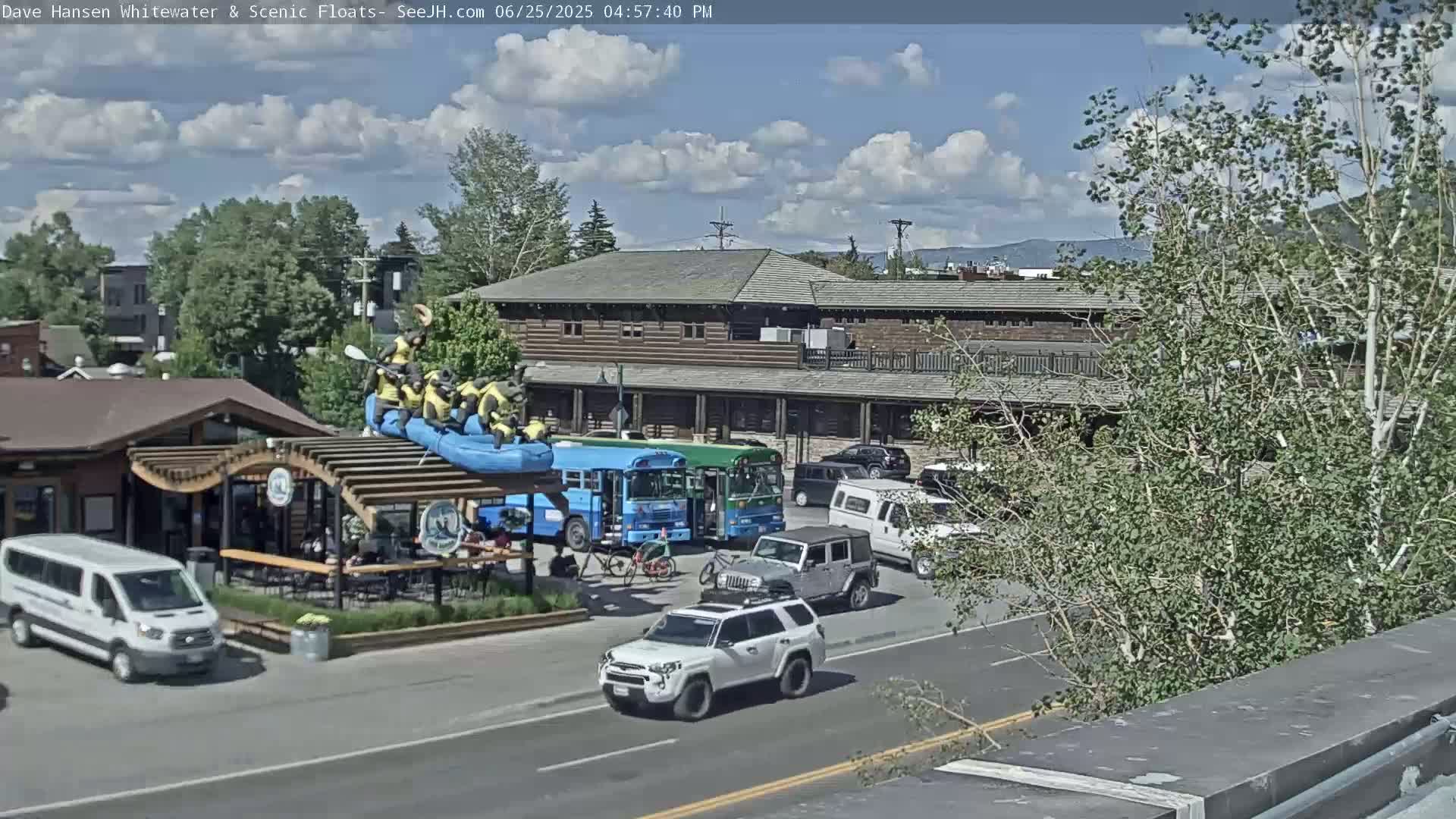 Jackson Hole, Jackson Broadway Avenue & S. Millward St. Junction Live Cam - Jackson, Teton, Wyoming, USA