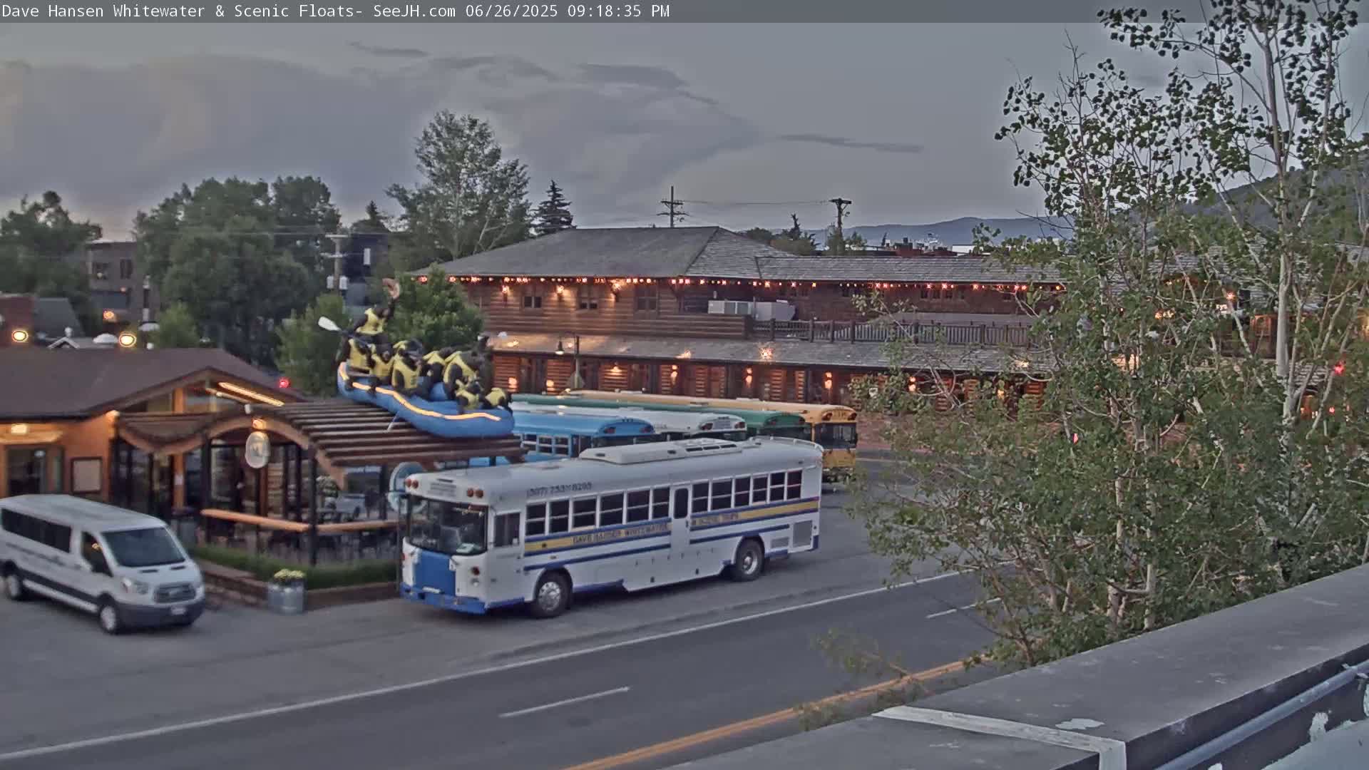 Jackson Hole, Jackson Broadway Avenue & S. Millward St. Junction Live Cam - Jackson, Teton, Wyoming, USA