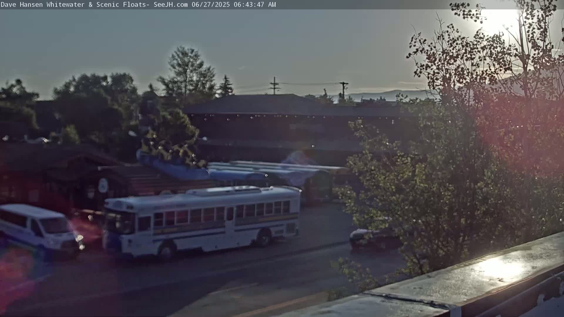 Jackson Hole, Jackson Broadway Avenue & S. Millward St. Junction Live Cam - Jackson, Teton, Wyoming, USA