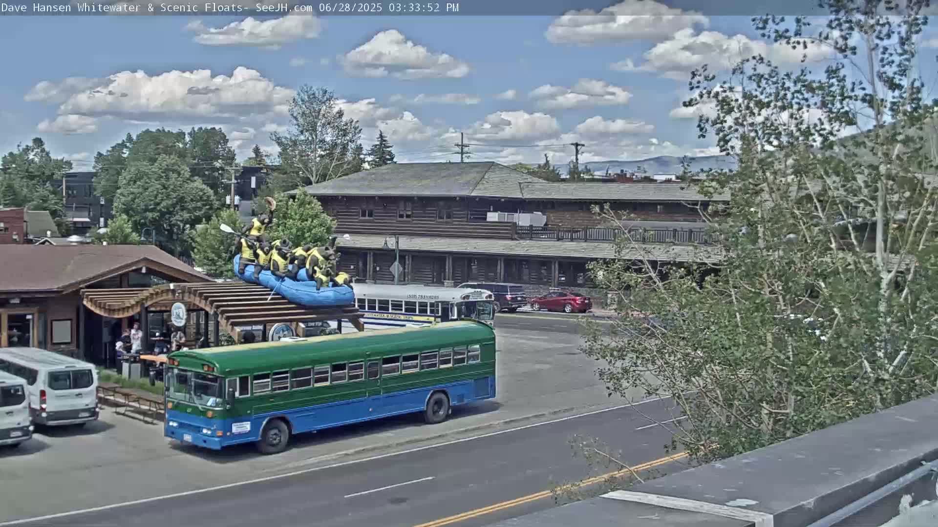 Jackson Hole, Jackson Broadway Avenue & S. Millward St. Junction Live Cam - Jackson, Teton, Wyoming, USA