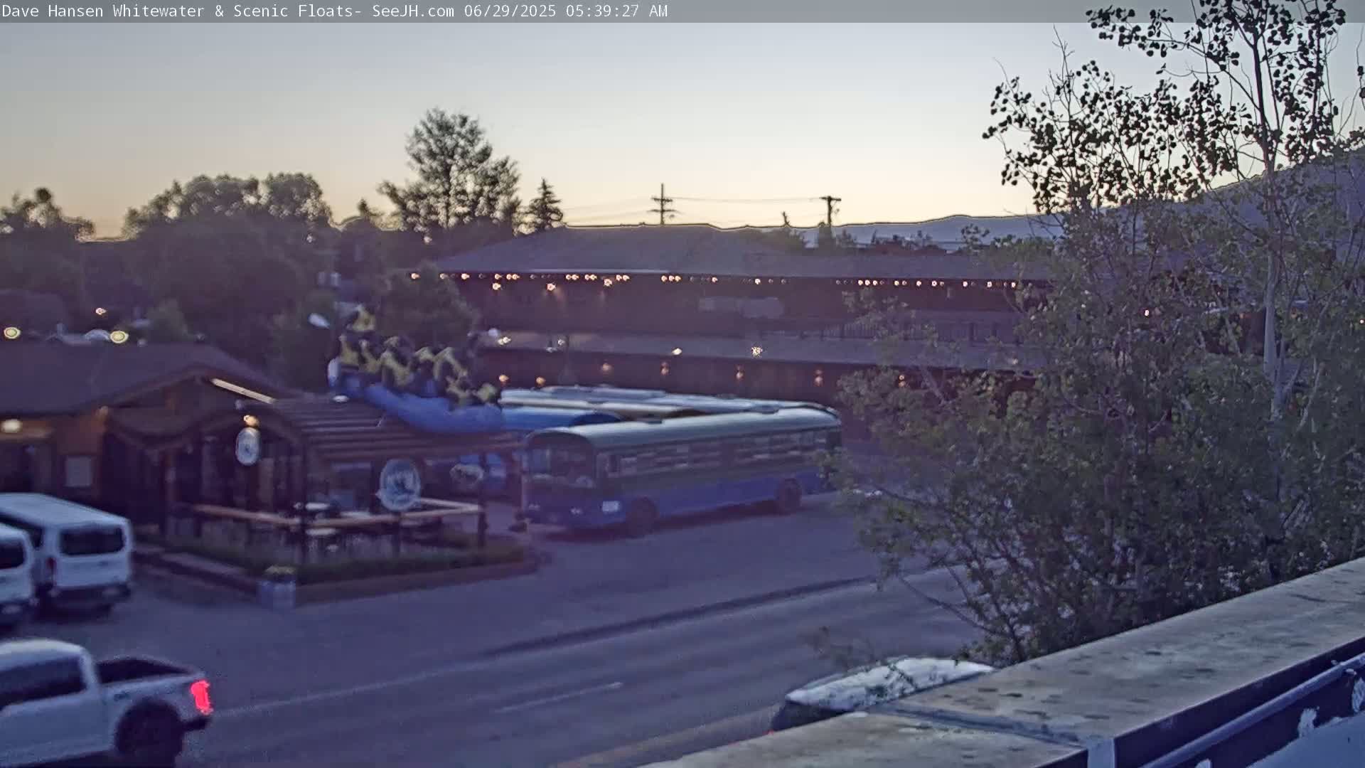 Jackson Hole, Jackson Broadway Avenue & S. Millward St. Junction Live Cam - Jackson, Teton, Wyoming, USA