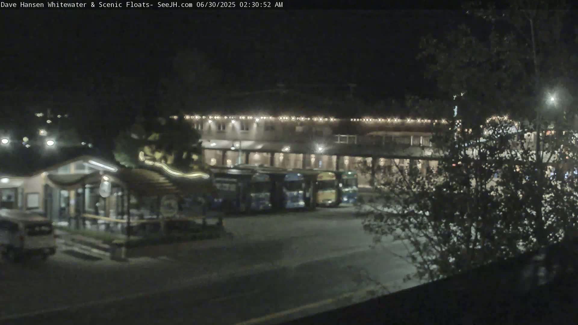 Jackson Hole, Jackson Broadway Avenue & S. Millward St. Junction Live Cam - Jackson, Teton, Wyoming, USA