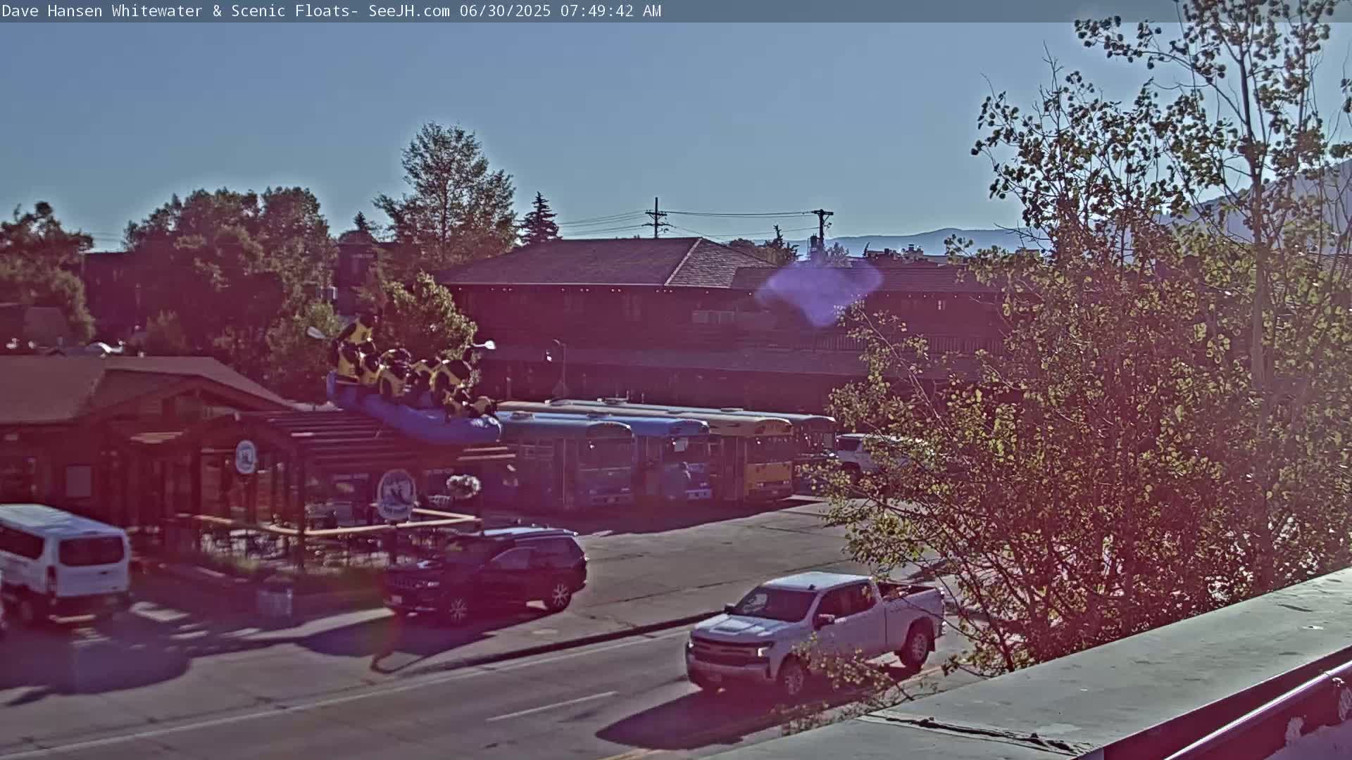 Jackson Hole, Jackson Broadway Avenue & S. Millward St. Junction Live Cam - Jackson, Teton, Wyoming, USA