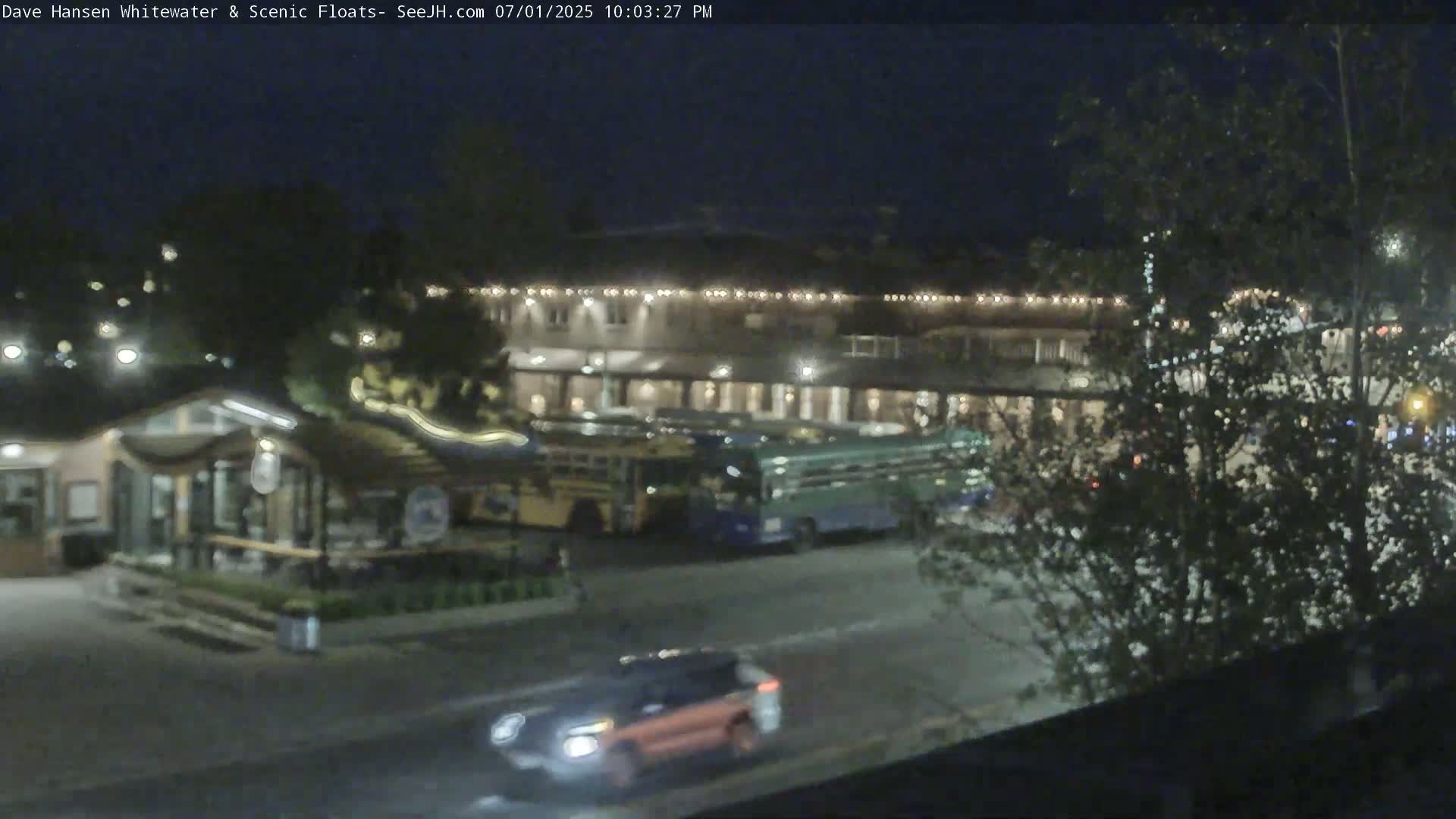 Jackson Hole, Jackson Broadway Avenue & S. Millward St. Junction Live Cam - Jackson, Teton, Wyoming, USA