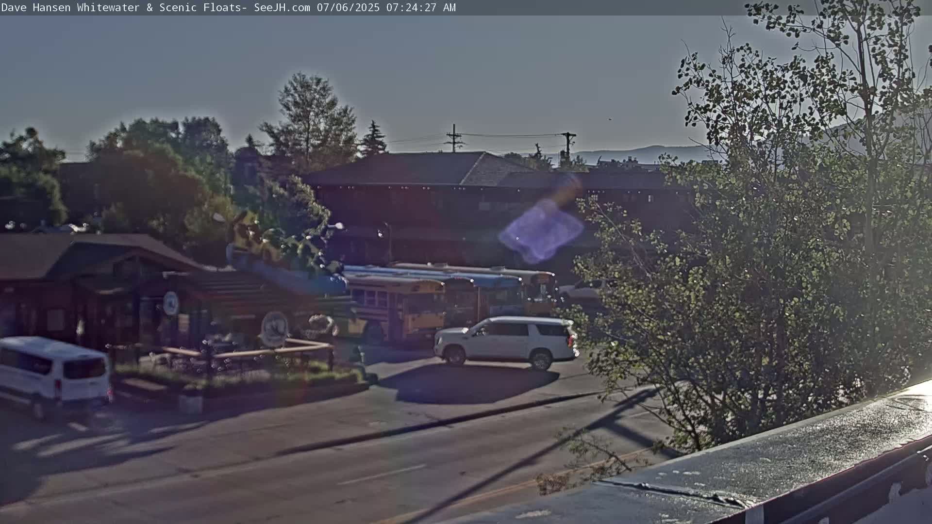 Jackson Hole, Jackson Broadway Avenue & S. Millward St. Junction Live Cam - Jackson, Teton, Wyoming, USA