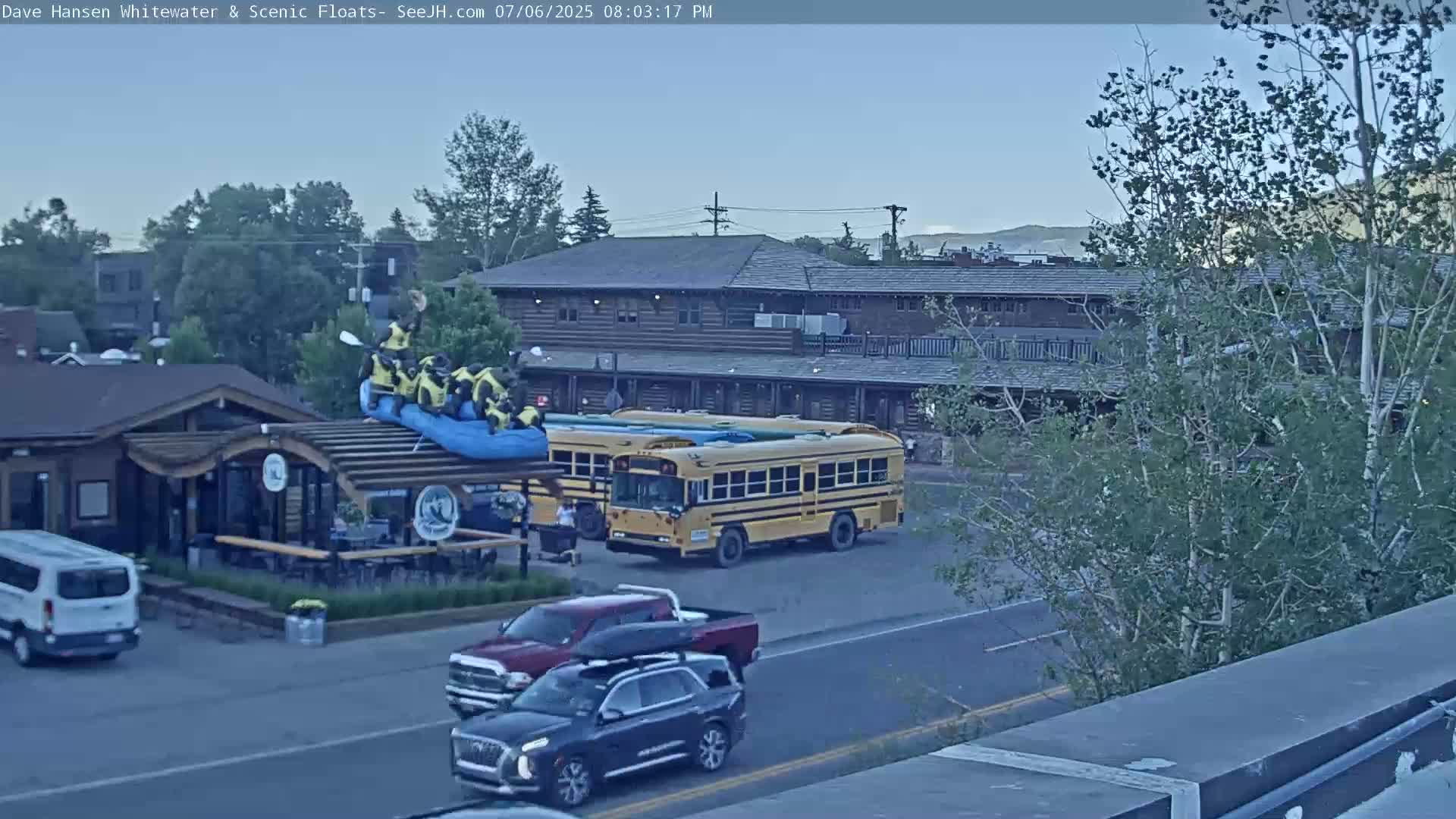 Jackson Hole, Jackson Broadway Avenue & S. Millward St. Junction Live Cam - Jackson, Teton, Wyoming, USA