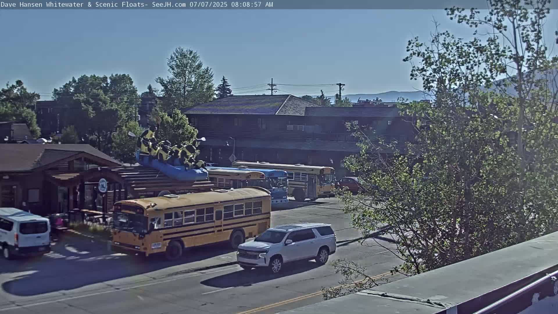 Jackson Hole, Jackson Broadway Avenue & S. Millward St. Junction Live Cam - Jackson, Teton, Wyoming, USA