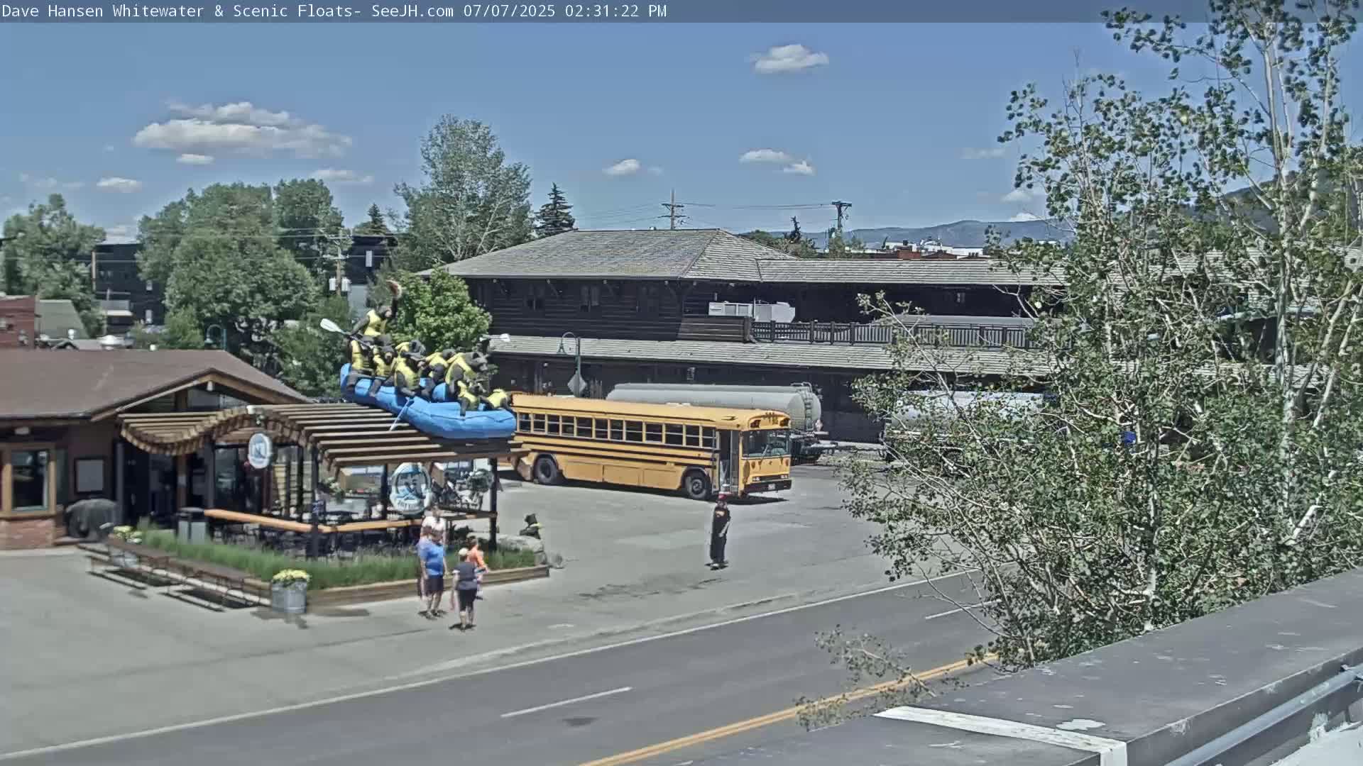 Jackson Hole, Jackson Broadway Avenue & S. Millward St. Junction Live Cam - Jackson, Teton, Wyoming, USA